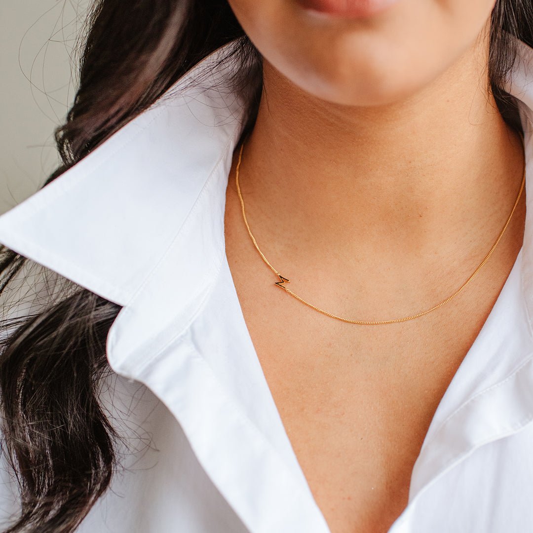 NOTABLE OFFSET INITIAL NECKLACE - Personalized Initial Pendant Jewelry for Women - Perfect for Birthdays, Anniversaries & Everyday Elegant Style