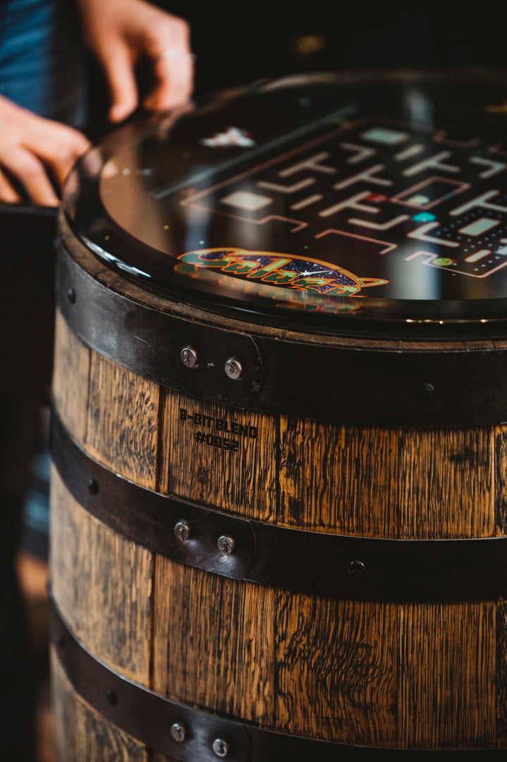 8 Bit Blend Whiskey Barrel Arcade - 60 Classic Retro Games in 1 | Vintage Gaming Console for Home Bar, Man Cave & Game Room Entertainment