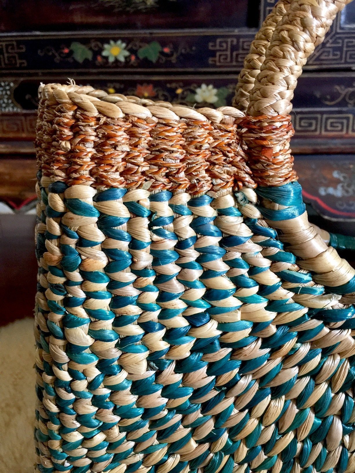 Handwoven Blue Straw Purse Basket - Eco-Friendly Beach Tote Bag with Top Handle for Women | Perfect for Summer Outings, Picnics, and Beach Vacations