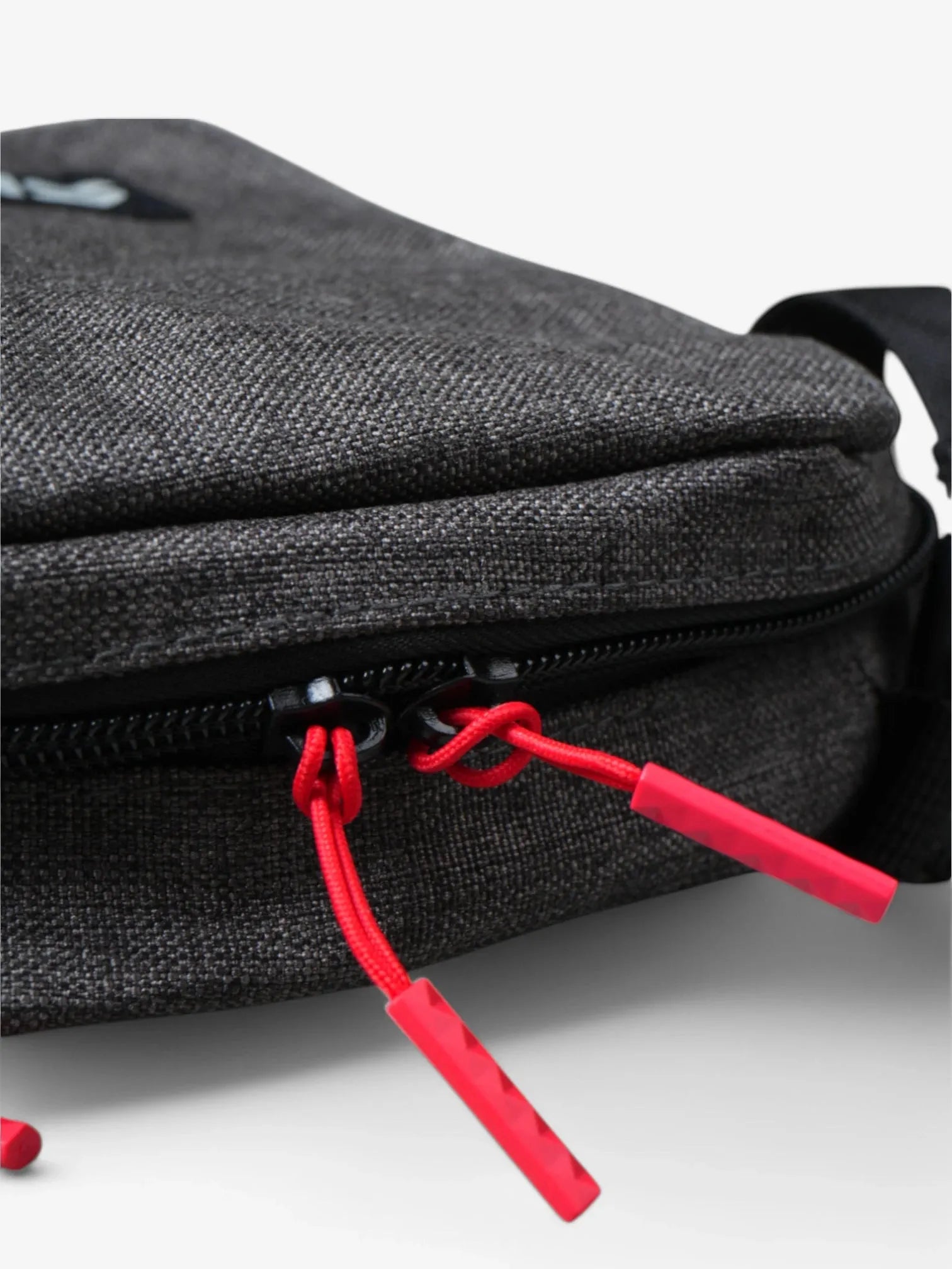 Spirit Cross E1000 Backpack - Stylish & Durable Dark Gray Hiking Bag for Outdoor Adventures & Travel