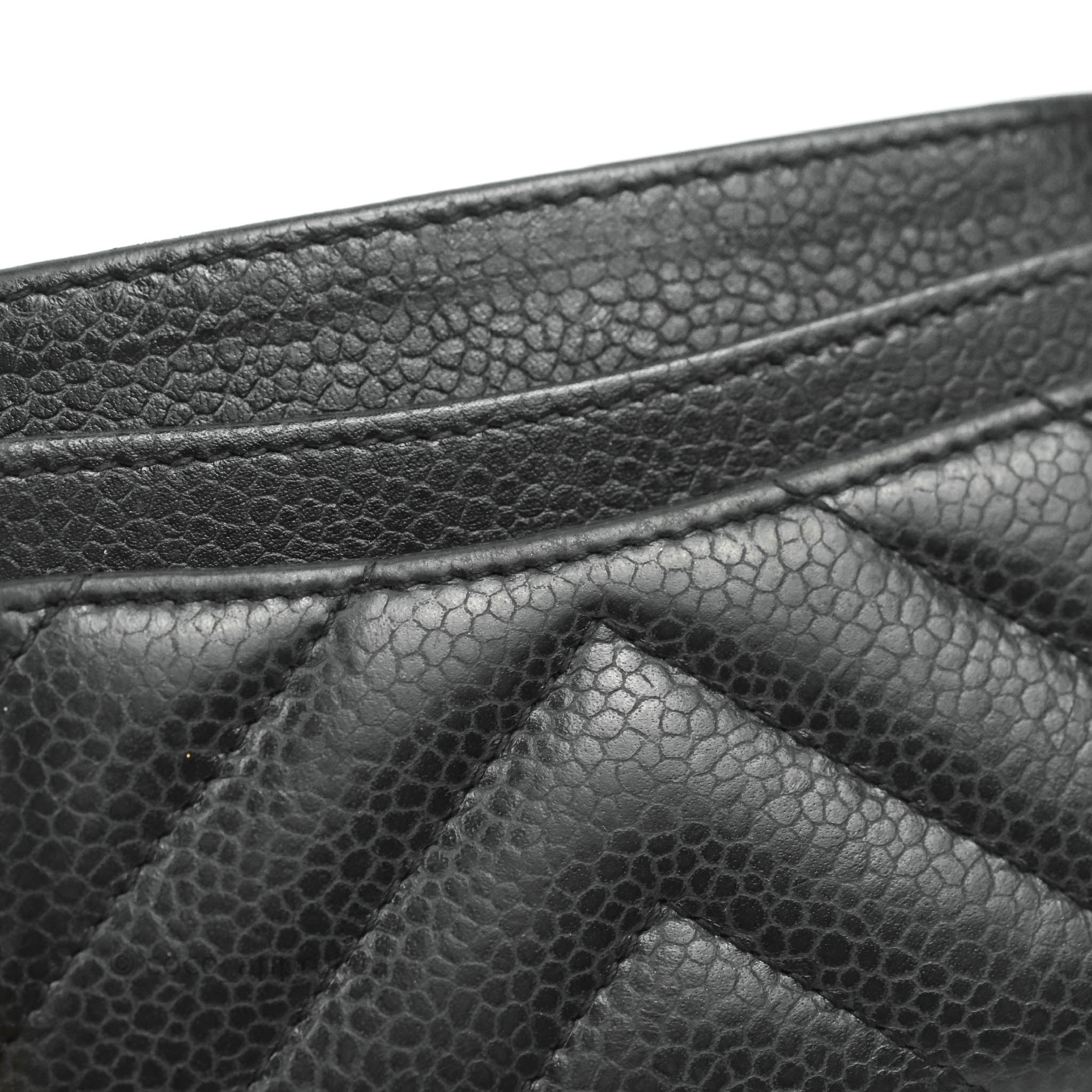 Chanel Classic Chevron Flat Card Holder in Black Caviar Leather with Silver Hardware - Perfect for Everyday Use & Luxury Gift Giving
