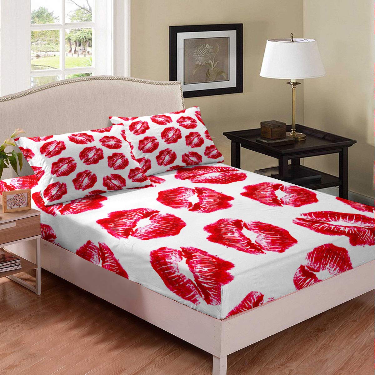 Queen Size Lipstick Print Fitted Sheet Set - Soft Decorative Bedding with All-Around Elastic Pocket, 3 Piece Set (1 Fitted Sheet 60