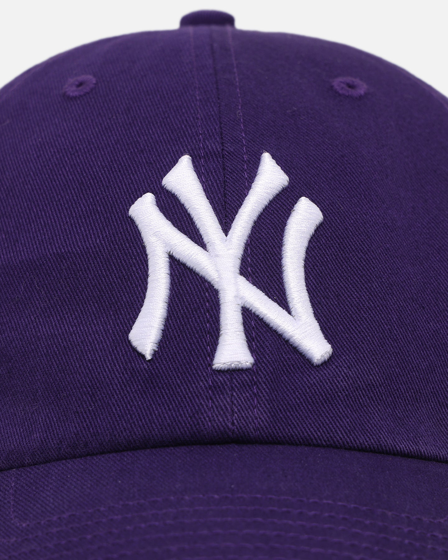 47 Brand New York Yankees 'Yankees Colour Wheel' 47 Clean Up Adjustable Strapback Cap - Purple for Baseball Fans & Streetwear Fashion