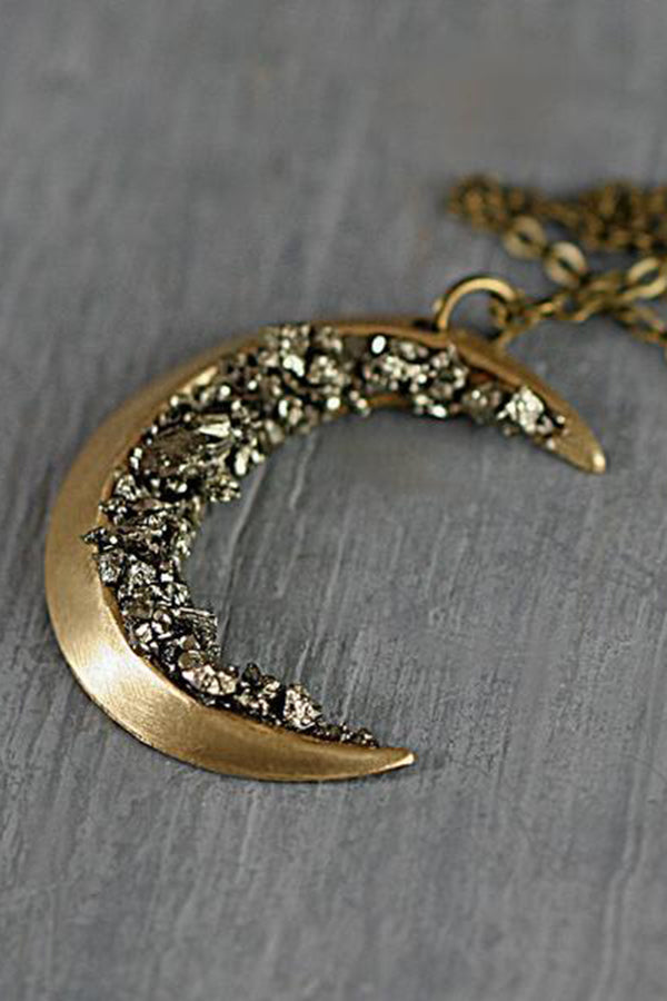 Vintage Moon Shaped Diamond Pendant Necklace for Women - Elegant 925 Sterling Silver Jewelry Gift for Birthday, Anniversary & Valentine's Day