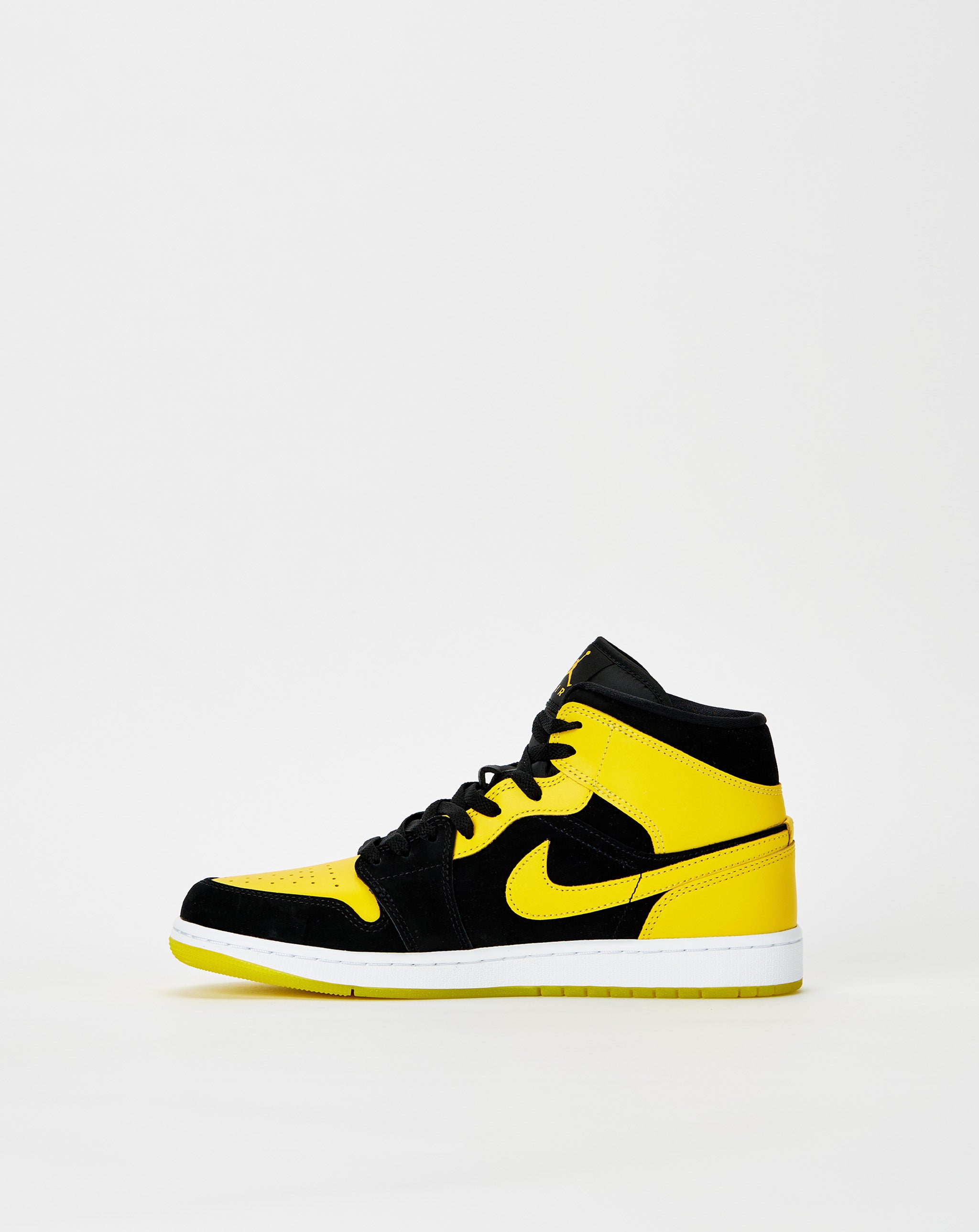 Air Jordan 1 Mid SE Basketball Shoes for Men - Retro High-Top Sneakers with Cushioned Support | Perfect for Streetwear, Casual Outfits & Basketball Games