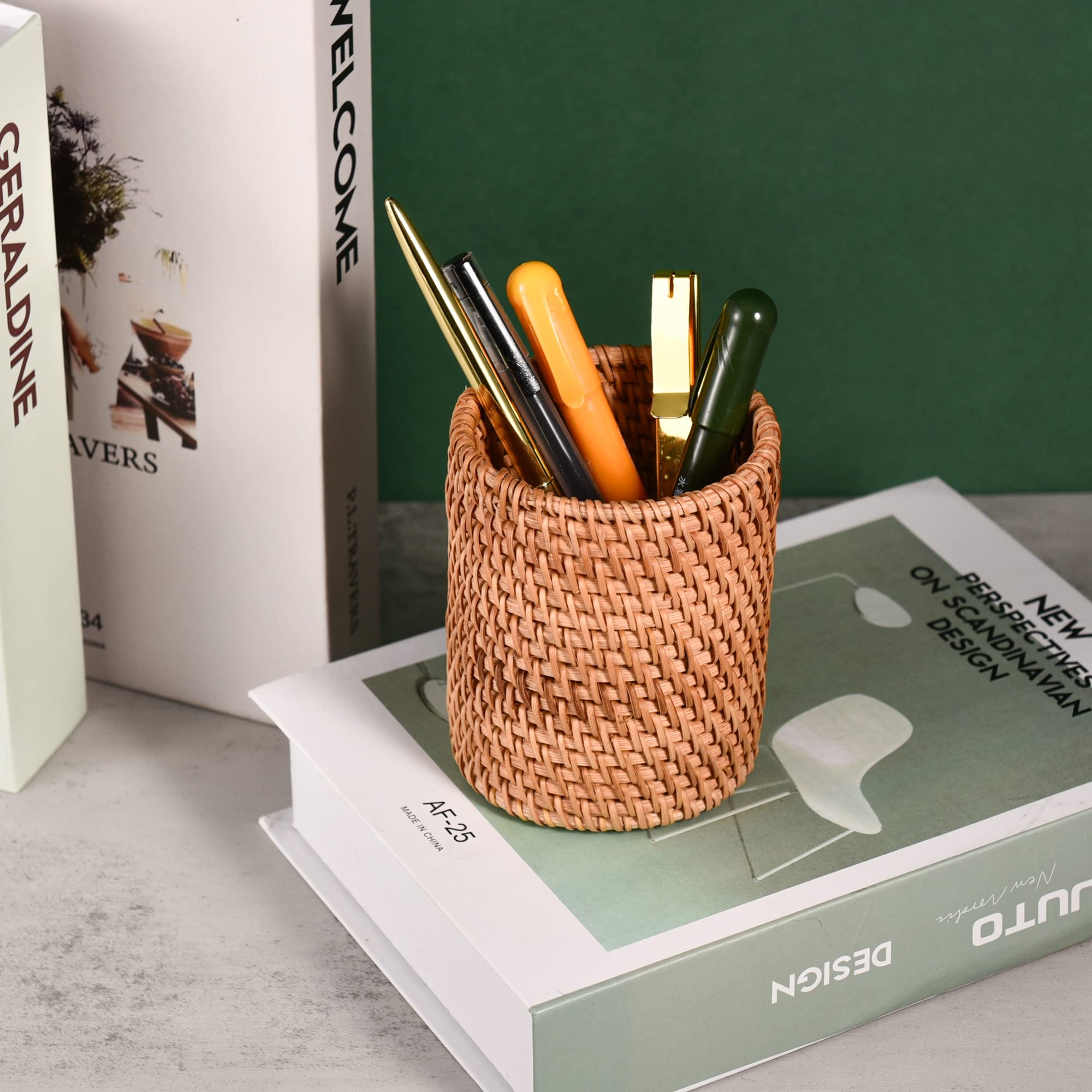 Handmade Rattan Pencil Holder & Makeup Brush Organizer - Natural Wicker Pen Cup for Office Desk, Home Study, and Vanity Storage | Perfect for School Supplies, Cosmetics, and Stationery Organization