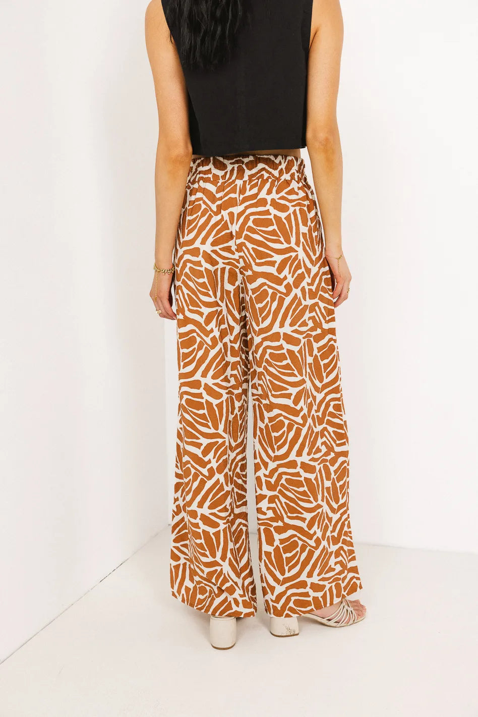 Annika Printed Pants for Women - Stylish Floral Lounge Pants | Final Sale - Perfect for Yoga, Home Wear & Casual Outfits