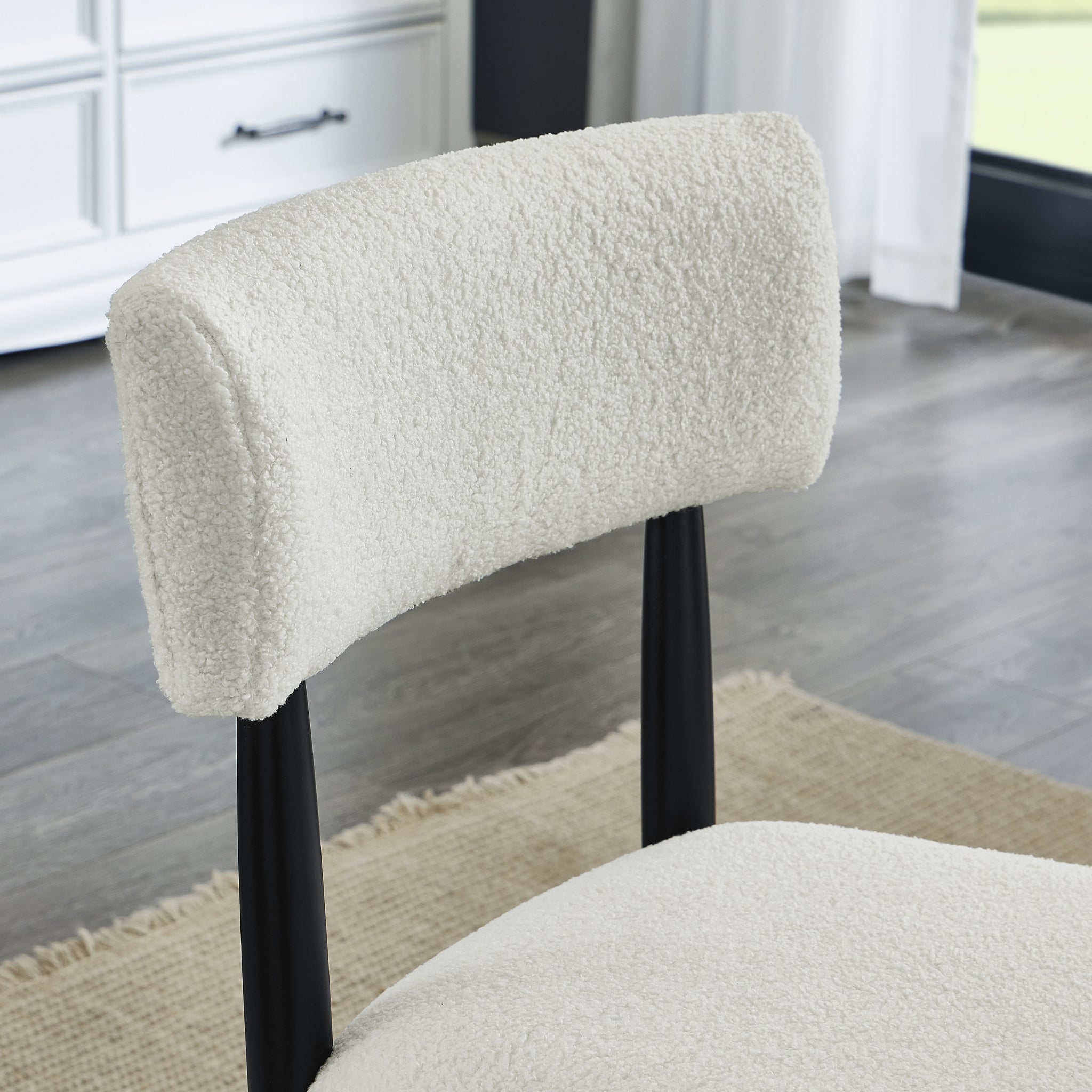 Roundhill Furniture Ellis Boucle Upholstered Dining Chairs Set of 2 - Modern Velvet Accent Chairs for Kitchen, Dining Room & Home Decor