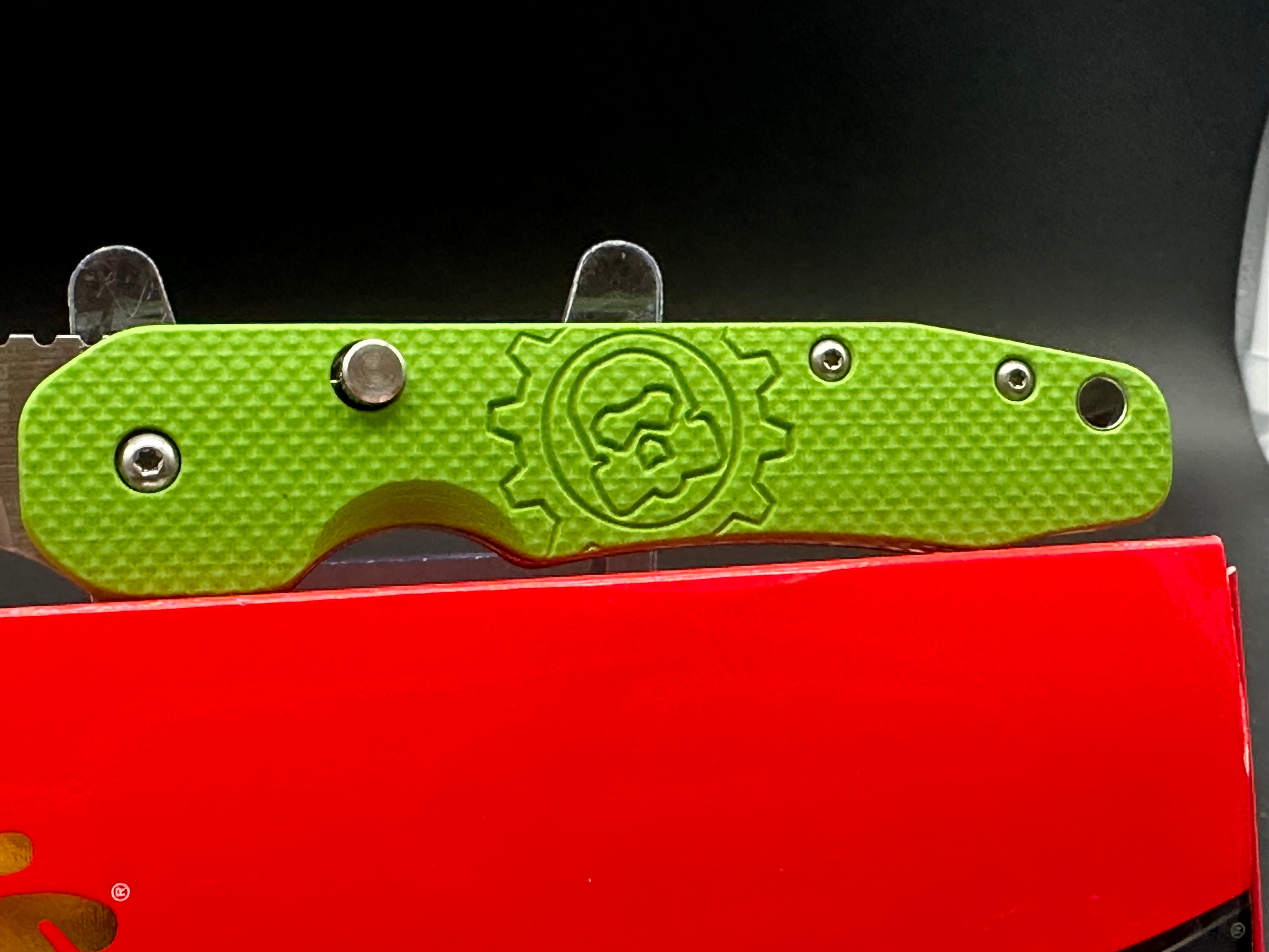 Spyderco Smock C240CFP Folding Knife with Green & Carbon Fiber Scales - EDC Pocket Knife for Outdoor, Camping, and Everyday Carry
