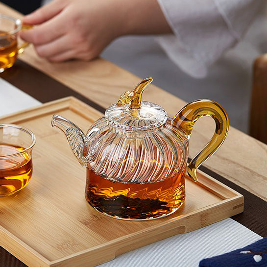 Elegant Glass Teapot with Etched Leaf Design - Perfect for Loose Leaf Tea Brewing & Tea Party Serving