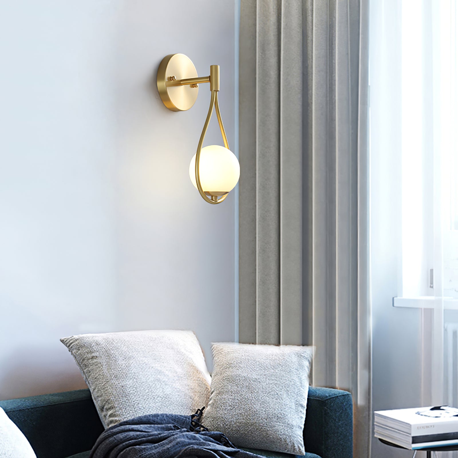 Vintage Brass Vanity Wall Lamp - Elegant Sconce Lighting for Bathroom, Bedroom & Dressing Room - Perfect for Makeup, Reading & Ambient Lighting
