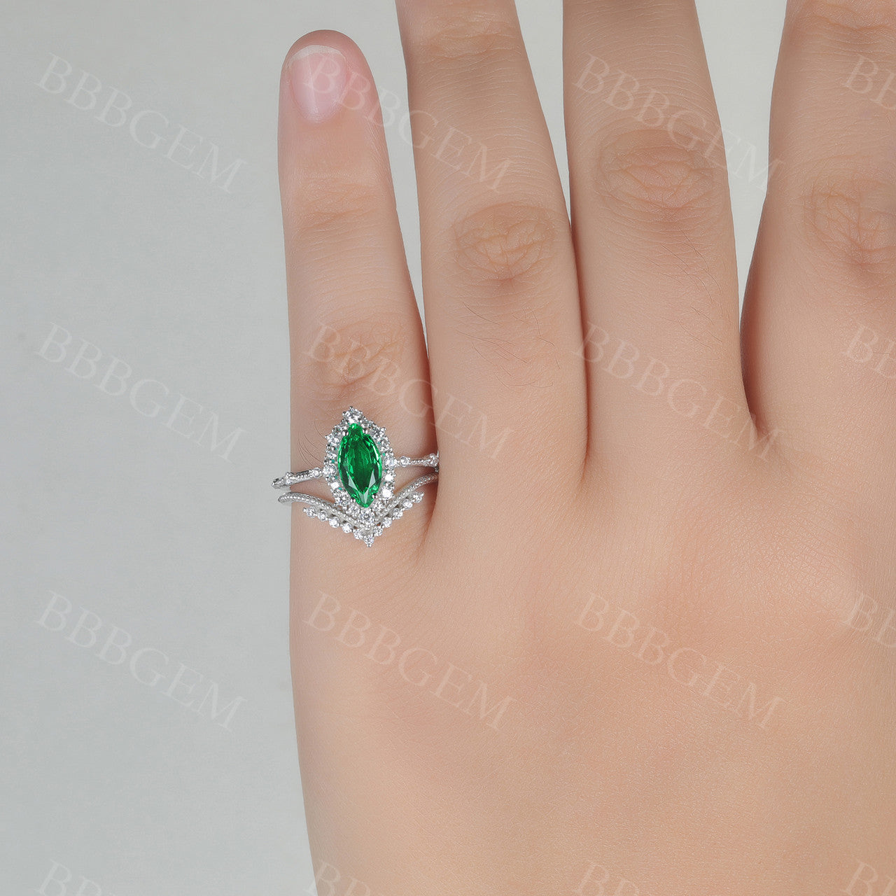 Marquise Emerald Engagement Ring & Wedding Ring Set - V-Curved Stacking Diamond Band for Women | Perfect for Proposals, Anniversaries & Bridal Jewelry