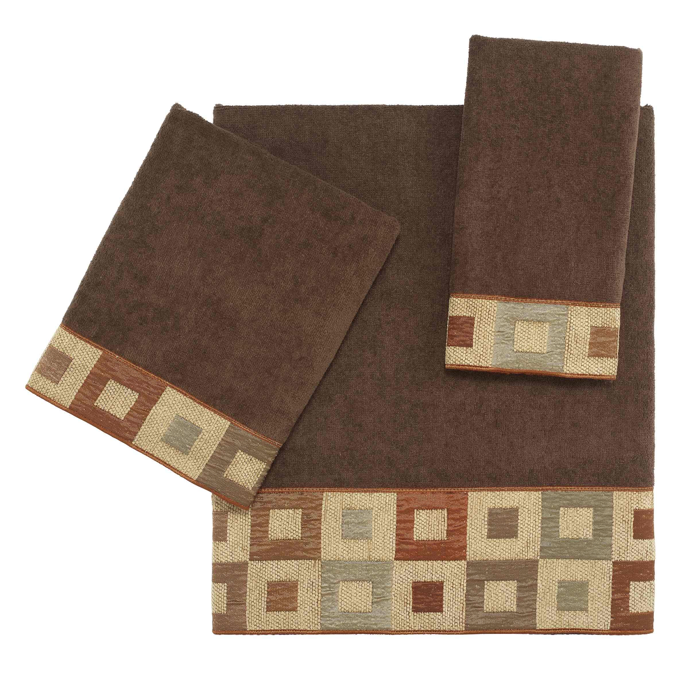 **Avanti Linens Premium Bath Towel - Ultra Soft & Highly Absorbent 100% Cotton Towel (Precision Collection) for Spa, Bath & Pool Use**