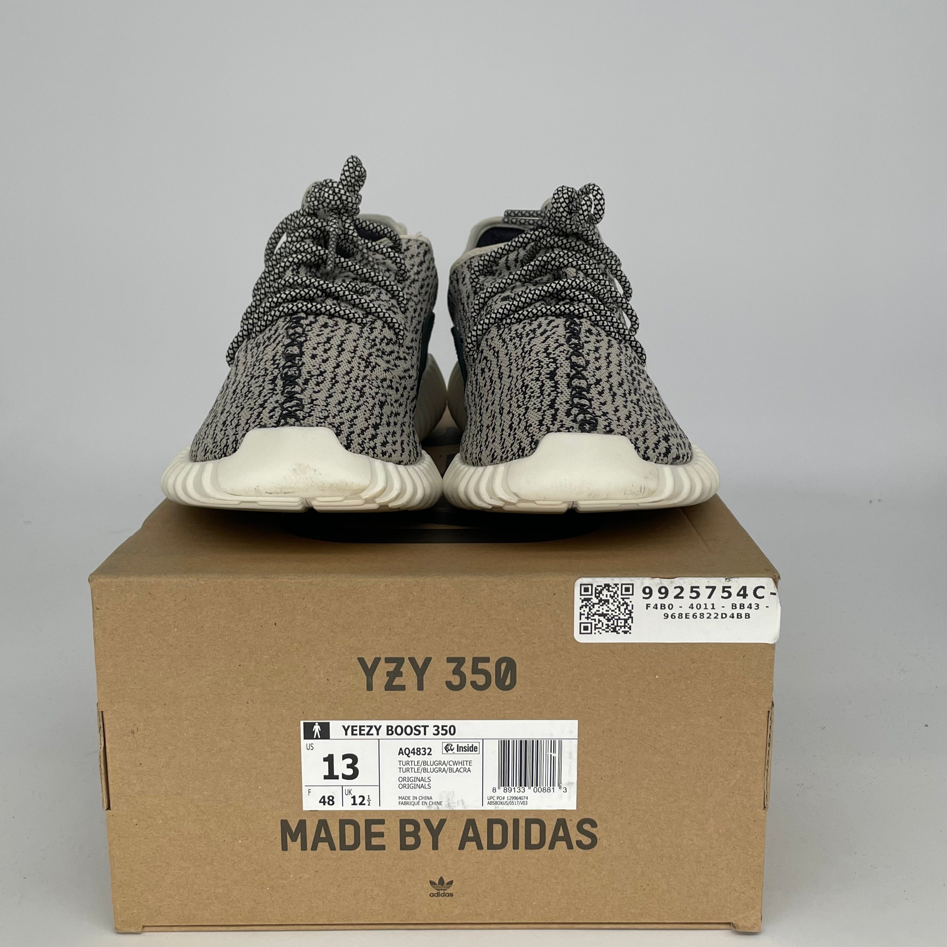 Adidas Yeezy Boost 350 V2 