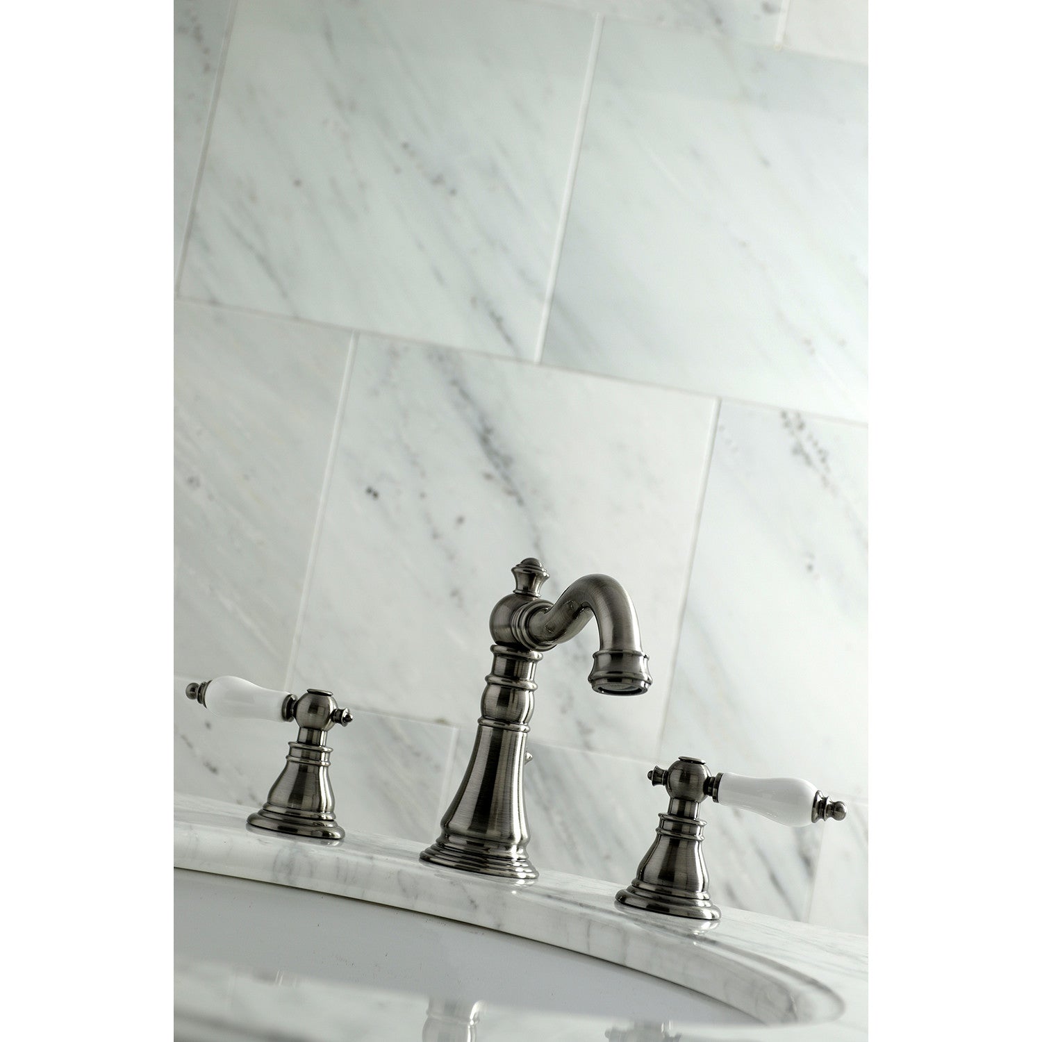 American Patriot FSC1974APL Black Stainless Steel 3-Hole Widespread Bathroom Sink Faucet with Brass Pop-Up Drain - Perfect for Modern Bathroom Renovations & Home Upgrades
