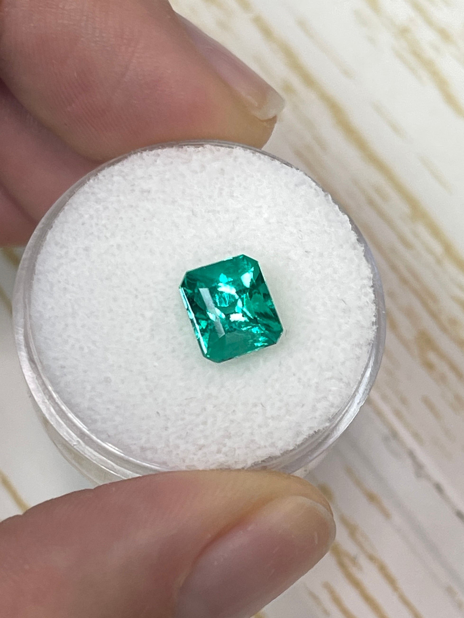1.66 Carat RARE Certified Butterfly Effect/Drop of Oil Muzo Green Natural Loose Colombian Emerald Gemstone - Perfect for Engagement Rings, Fine Jewelry & Collector's Pieces
