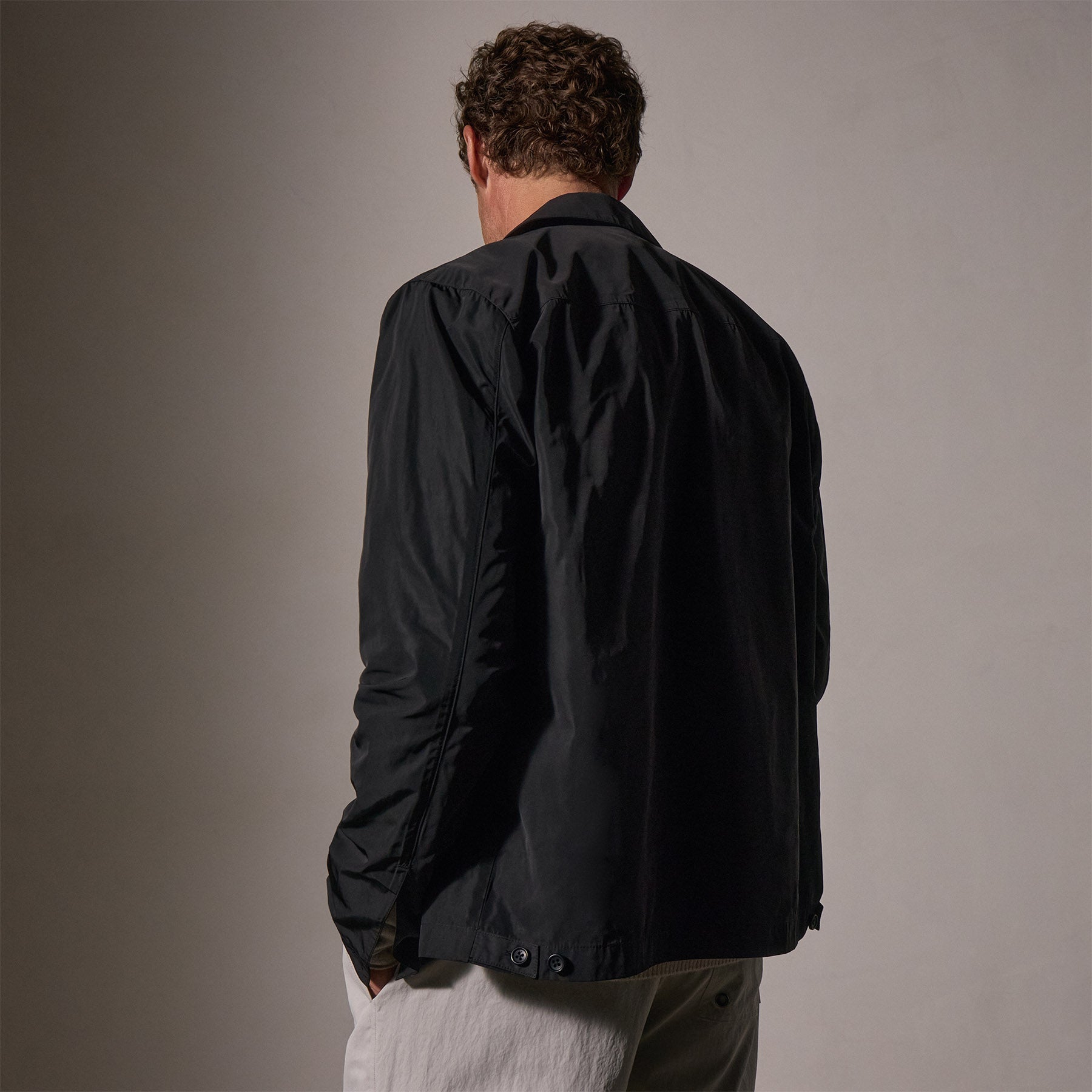 Men's Lightweight Nylon Coach Jacket - Water-Resistant Windbreaker with Zip Closure - Black - Perfect for Running, Hiking & Outdoor Sports