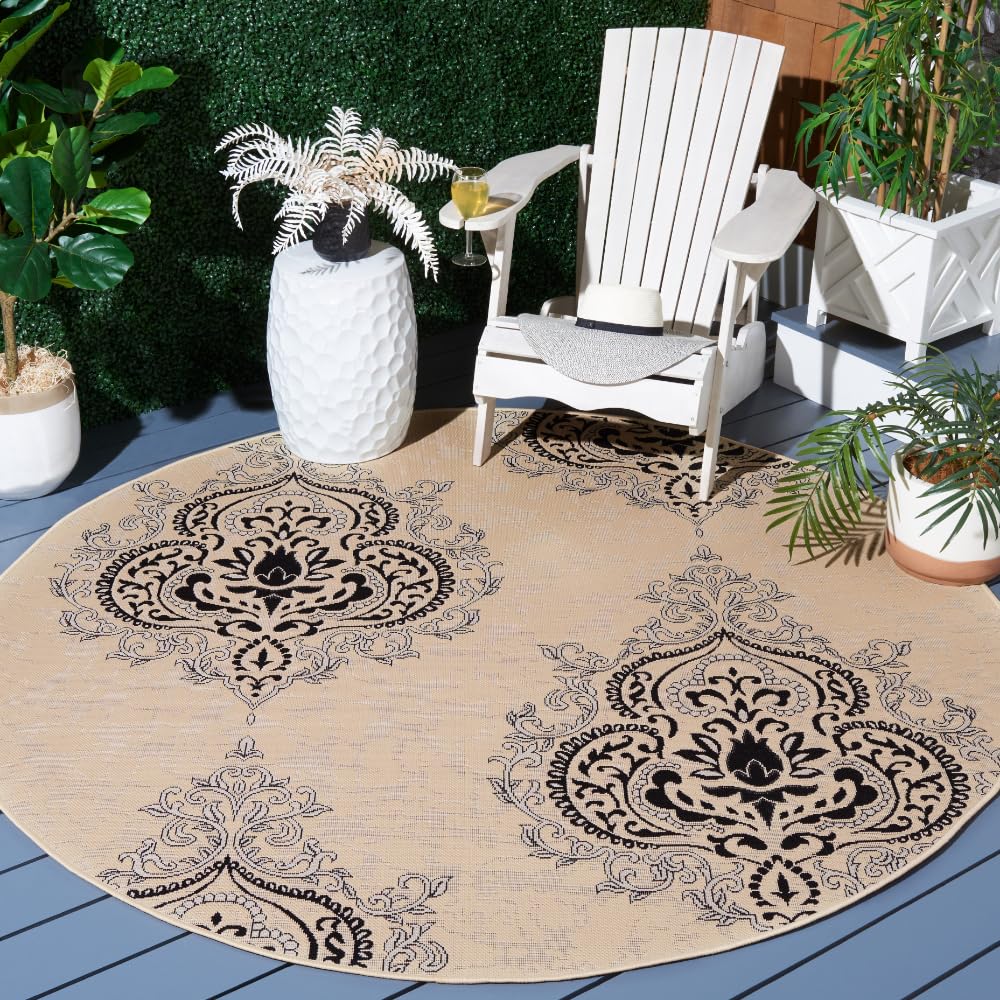 SAFAVIEH Courtyard Collection 6'7