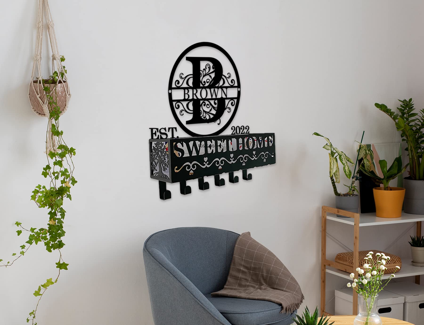 Personalized Wall Key Holder with 6 Hooks - Custom Name Key Organizer for Mail & Keys - Rustic Home Decor for Entryway, Bedroom, or Office - Perfect Wedding & Housewarming Gift Idea
