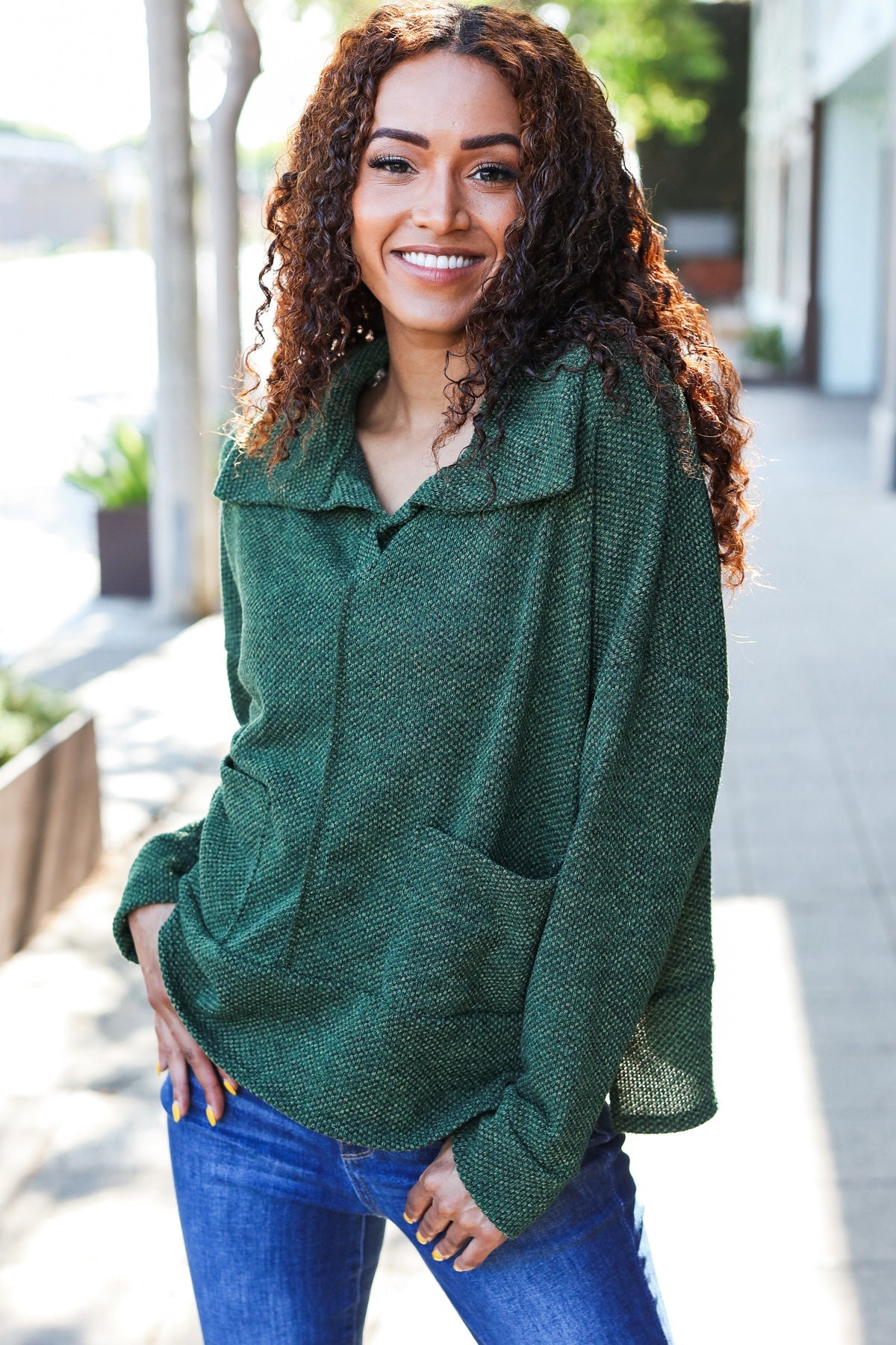 Easy Living Olive Textured Knit Notch Neck Oversized Collar Sweater - Cozy Oversized Women's Pullover for Fall & Winter | Perfect for Casual Outfits, Office Wear and Coffee Dates