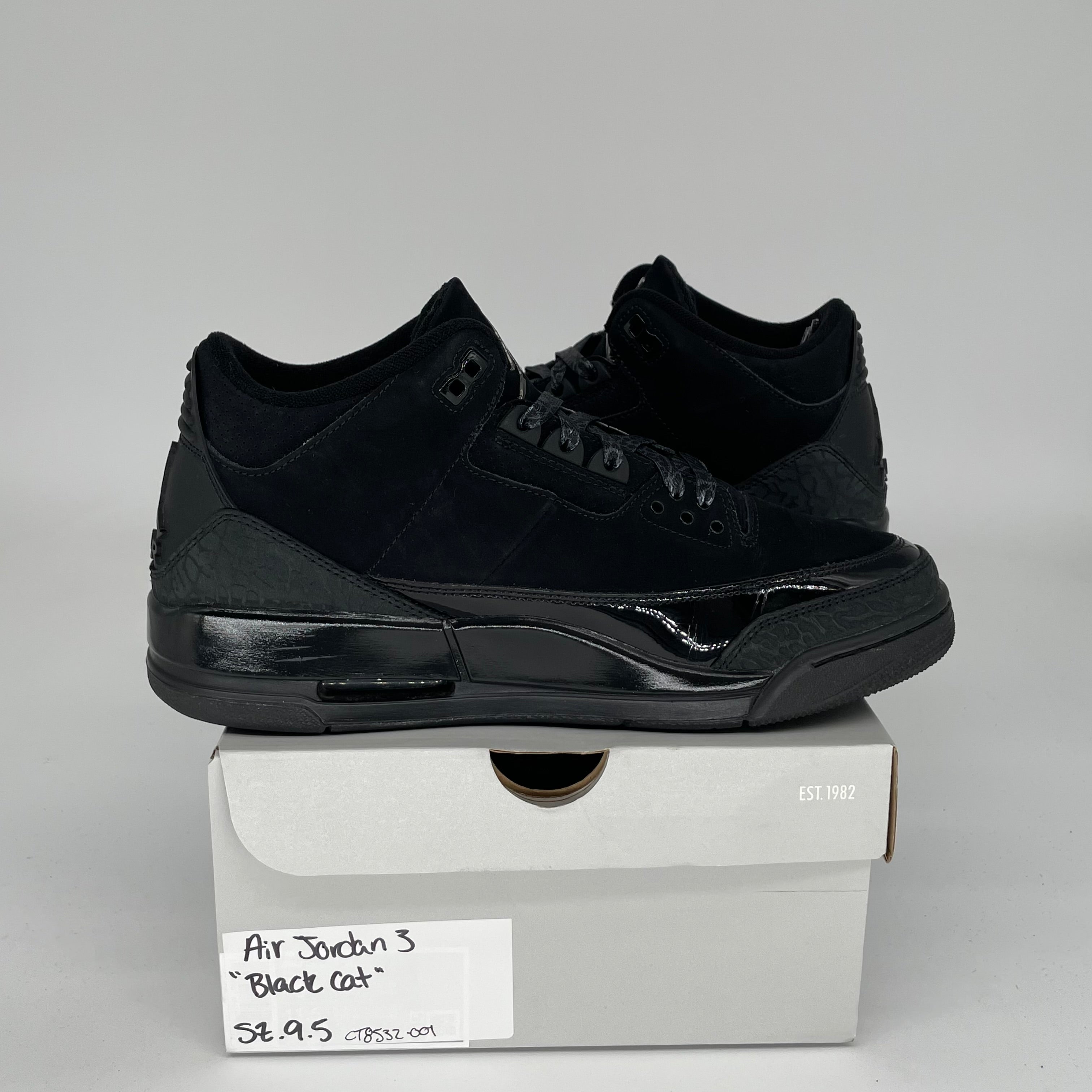 Air Jordan 3 Retro 'Black Cat' Men's Basketball Shoes Size 9.5 - Style CT8532-001 | Perfect for Streetwear, Sneaker Collecting & Casual Wear