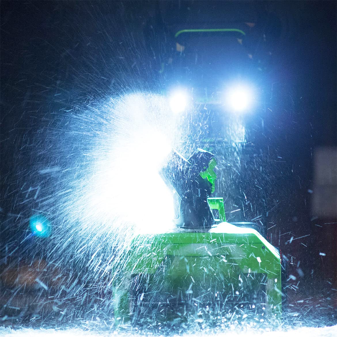 Greenworks 40V 20-Inch Cordless Snow Blower with Brushless Motor - Includes 4.0Ah Battery & Charger (Compatible with 75+ Tools) - Perfect for Driveways, Walkways & Winter Storm Cleanup