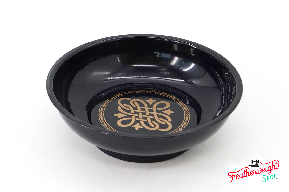 **Black & Gold Magnetic Dish for Pins, Needles & Maintenance - Lightweight & Durable for Jewelry Making, Sewing & Workshop Organization**