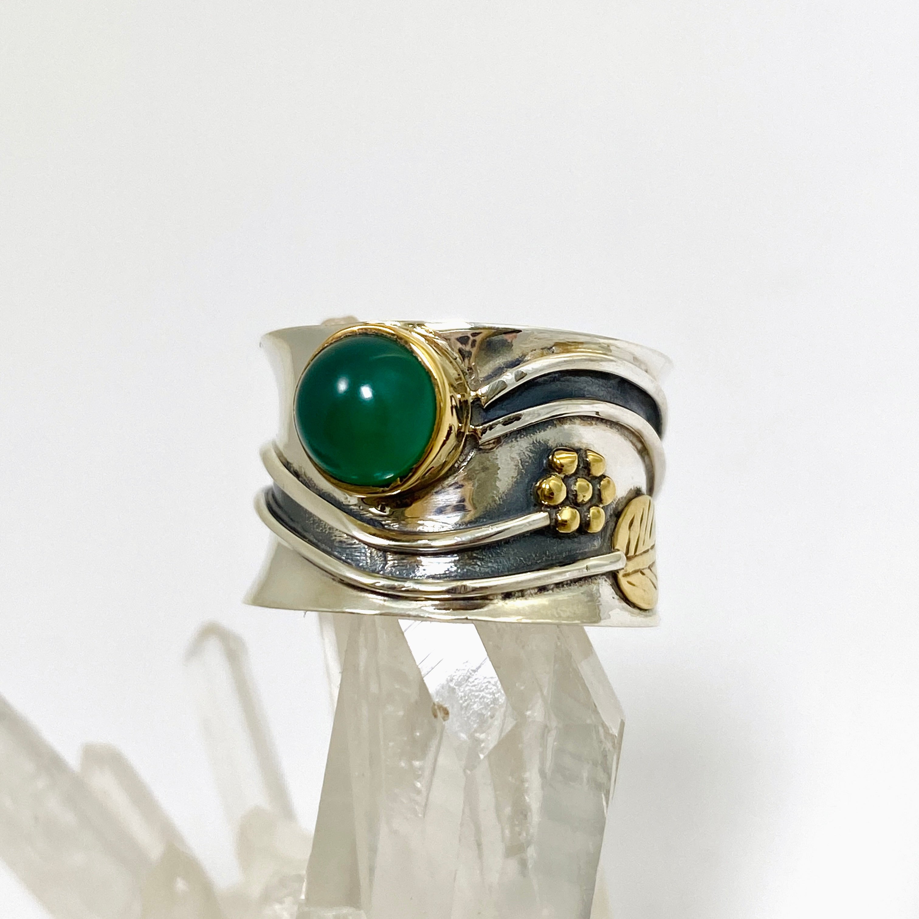Green Chalcedony Round Cabochon Ring in Decorative Setting R4198 – Elegant Jewelry for Women, Perfect for Weddings, Parties & Special Occasions