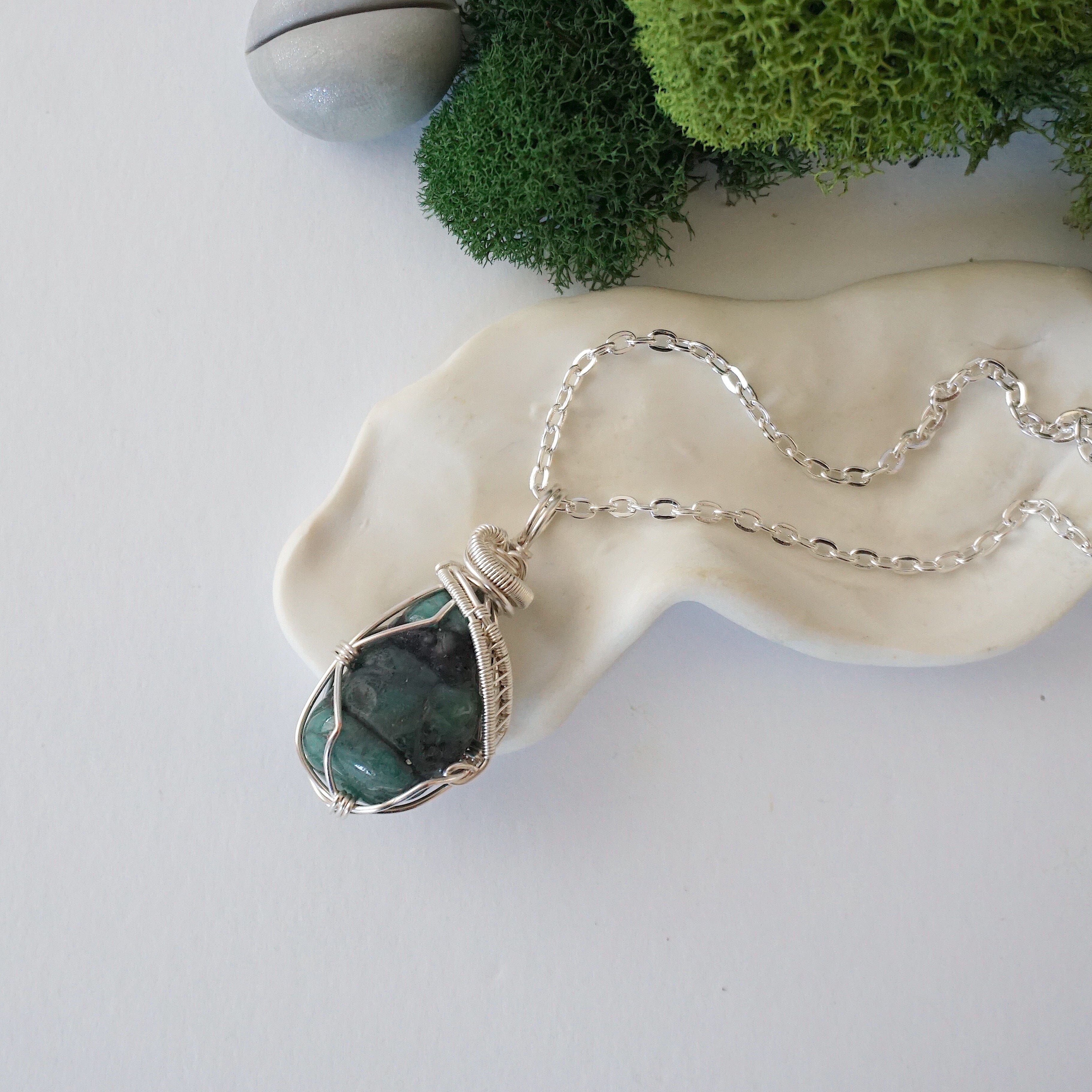 Elegant Emerald Necklace for Women - Silver Plated Pendant Jewelry | Perfect for Parties, Weddings & Special Occasions