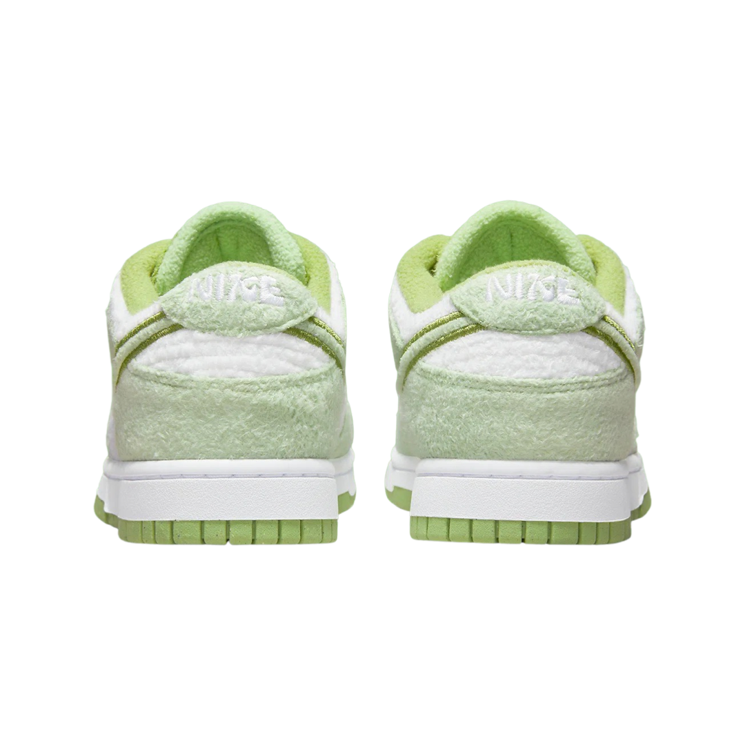 Nike Women's Dunk Low Honeydew SE Sneakers - Light Green & Phantom Colorway for Casual Wear, Running & Street Style Fashion