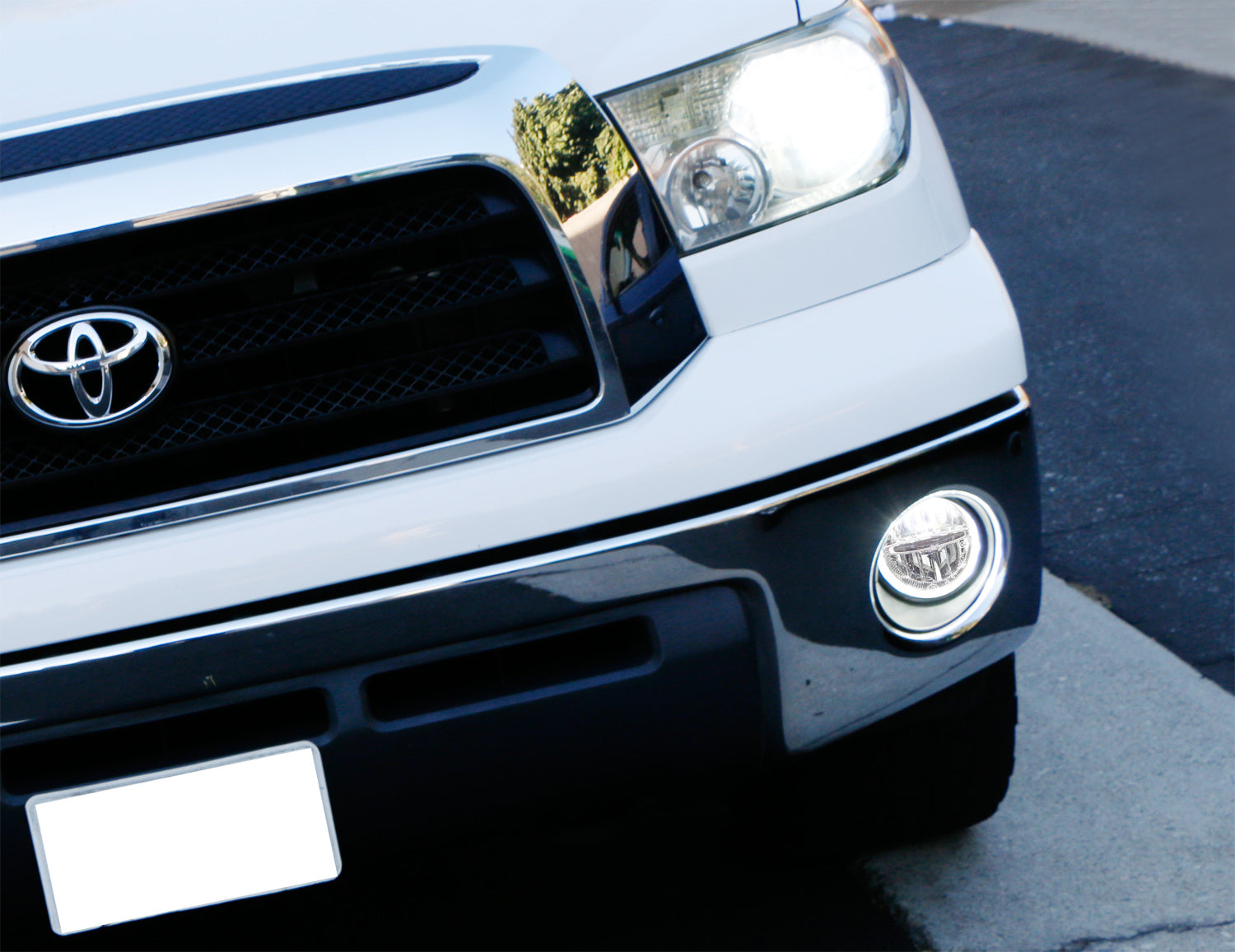 30W CREE LED Halo Ring DRL Fog Lights with Wiring Harness for Toyota Tundra Tacoma Sequoia Solara - Waterproof Off-Road Daytime Running Lights for Trucks & SUVs
