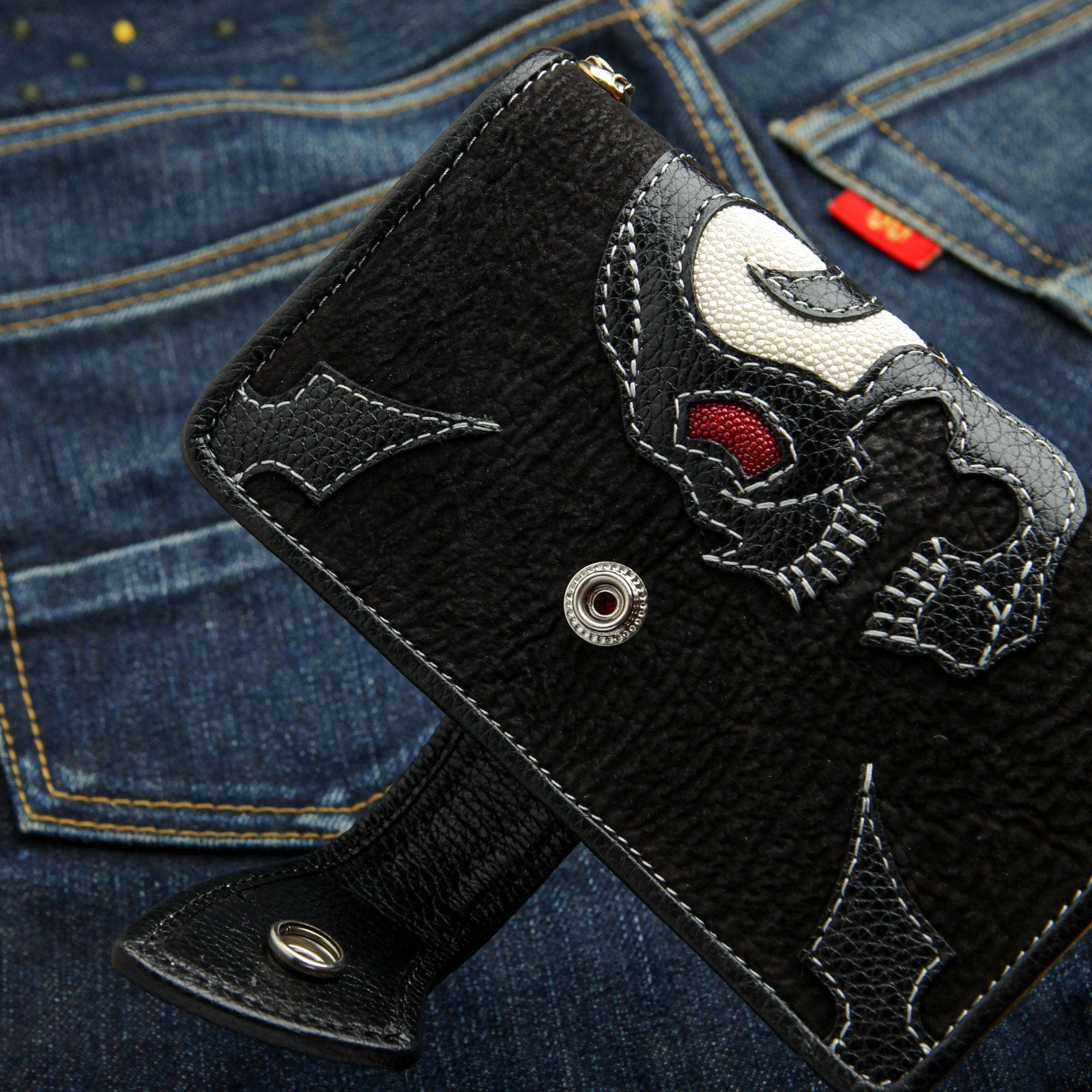 Genuine Leather Harley Davidson Motorcycle Wallet for Men - Biker Skull Design - Perfect for Riding, Travel & Everyday Use