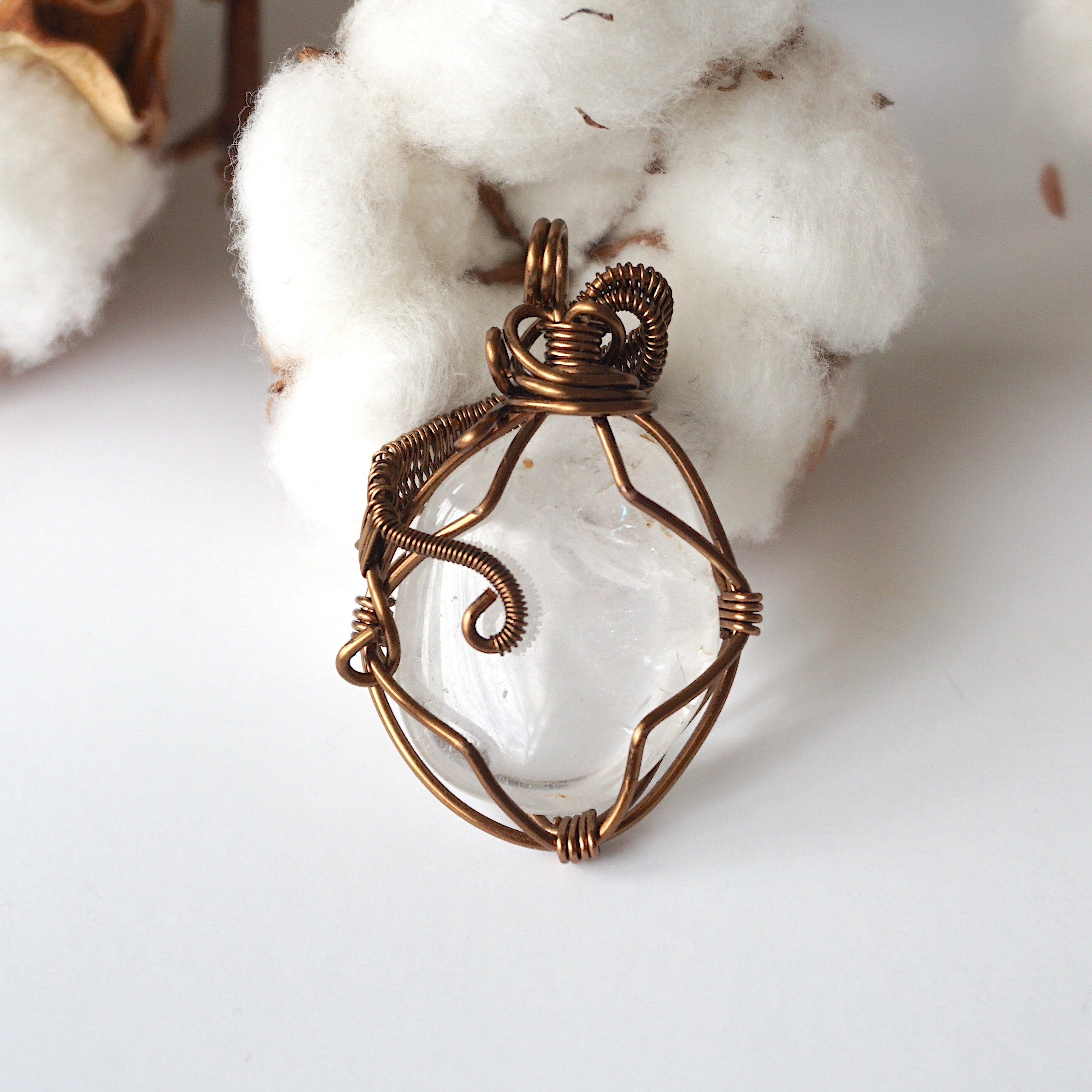 Rock Crystal Necklace (Clear Quartz) - Healing Stone Jewelry for Women, Natural Gemstone Pendant for Energy & Chakra Balance - Perfect for Meditation, Yoga & Spiritual Gifts
