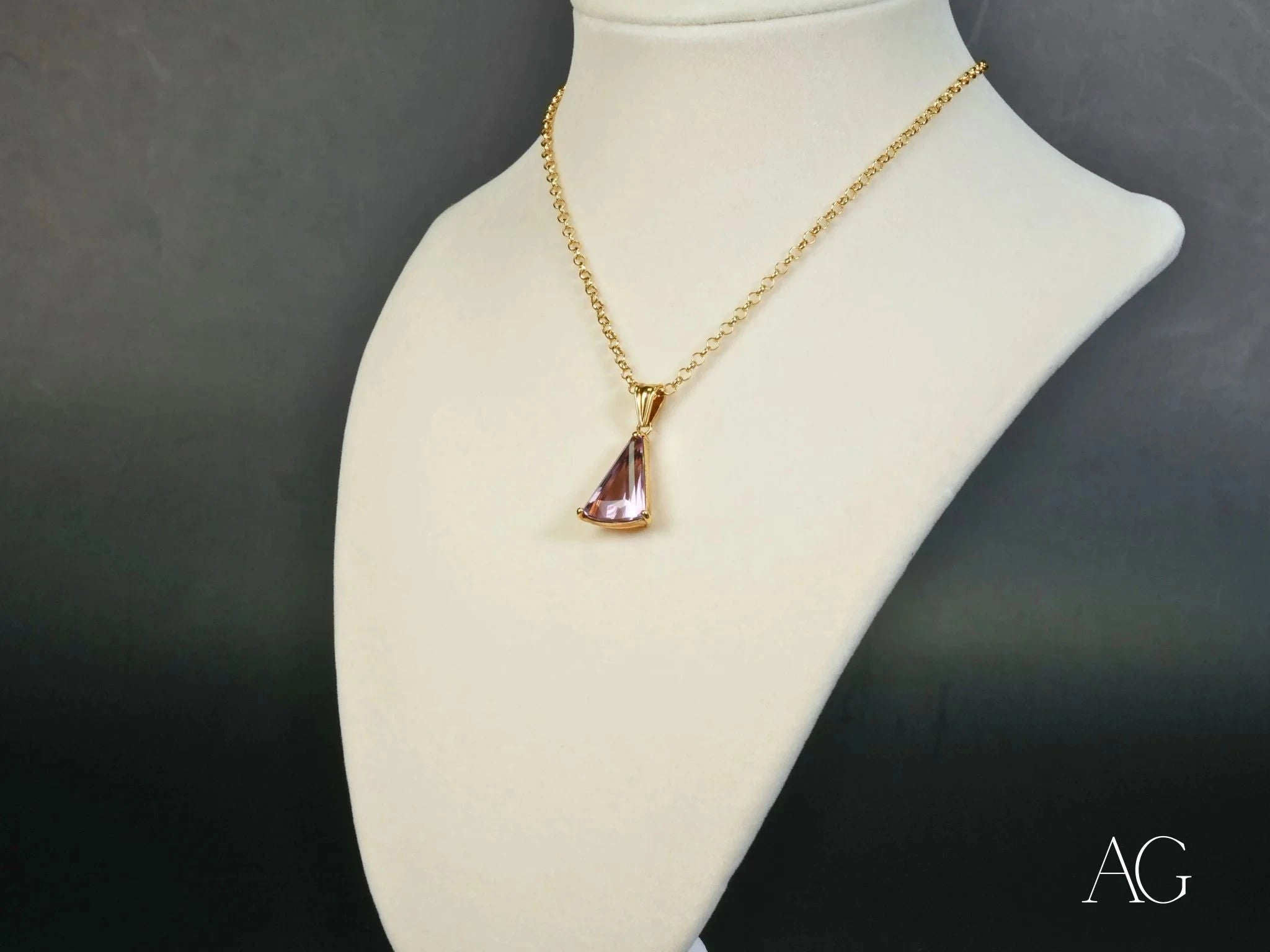 Natural Amethyst Trillion Cut Pendant Necklace for Women - Elegant Purple Gemstone Jewelry Gift for Birthday, Anniversary & Special Occasions