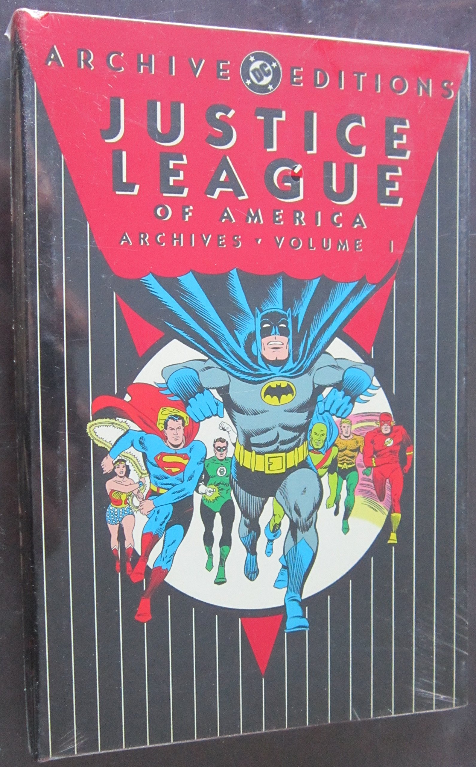 Justice League of America Archives Vol. 1 - DC Comics Superhero Collection | Classic Comic Book for Collectors & Fans | Perfect for Reading, Gifting & Display