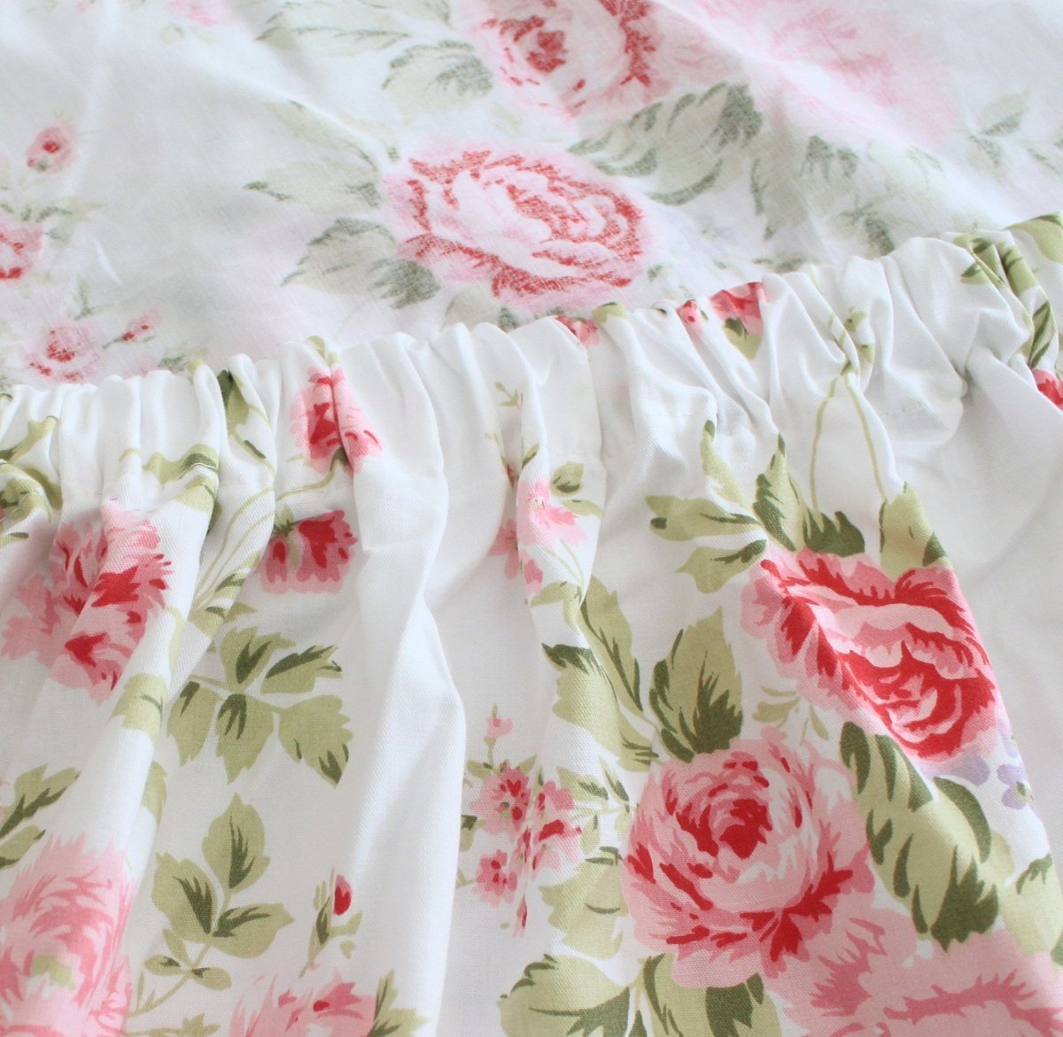 FADFAY 100% Cotton 4-Piece Queen Size Bed Sheet Set - Soft Breathable Rose Floral Printed Bedding for Comfortable Sleep | Perfect for Master Bedroom, Guest Room & Dorm