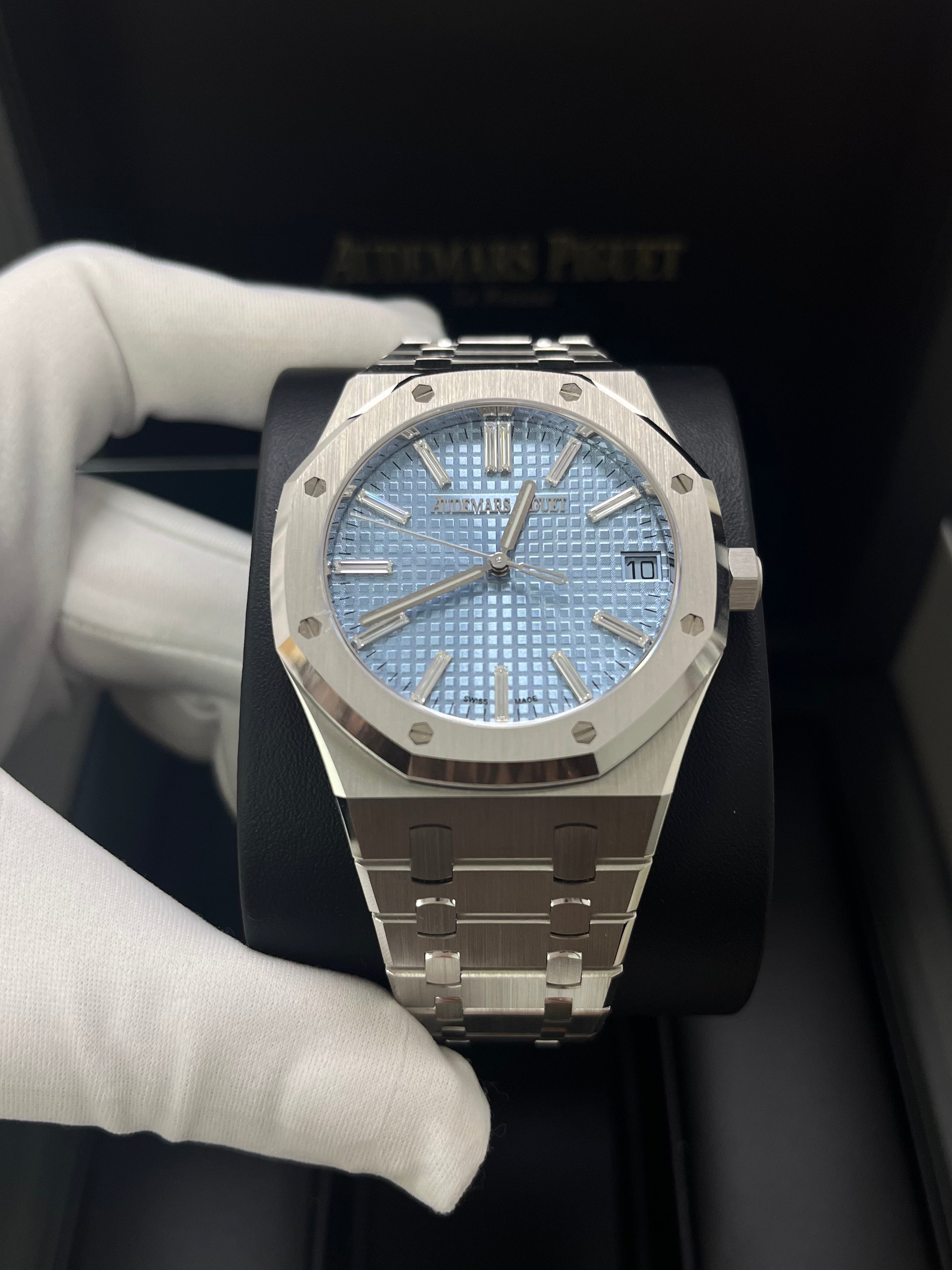 Audemars Piguet Royal Oak 15510BC Limited Edition Ice Blue Baguette Dial Men's Watch - Luxury Swiss Timepiece for Collectors & Special Occasions