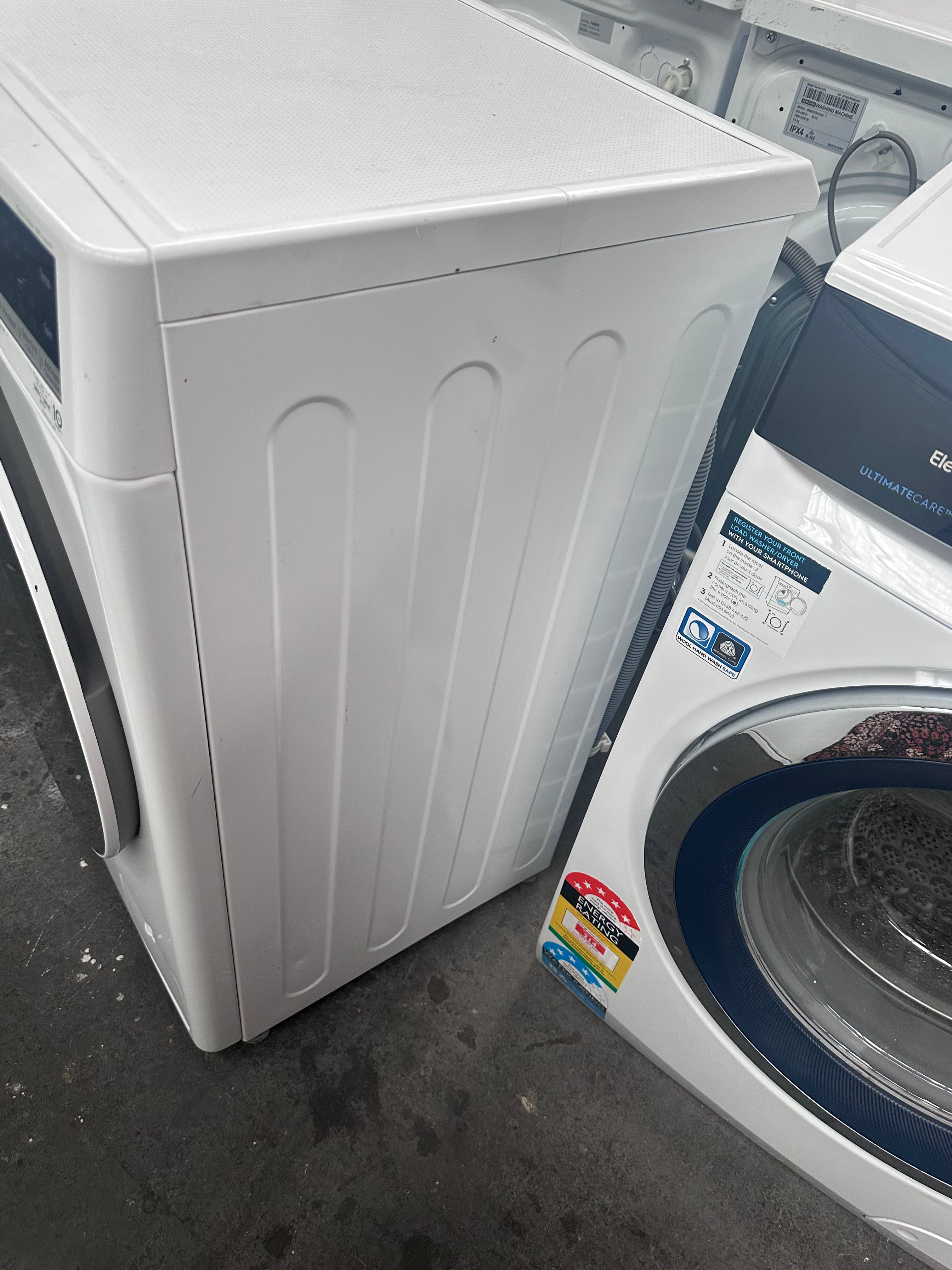 LG 8kg Front Load Washing Machine [Certified Refurbished] - Slimline Design Fits Perfectly Under Countertops | Ideal for Apartments, Small Laundry Rooms & Space-Saving Solutions