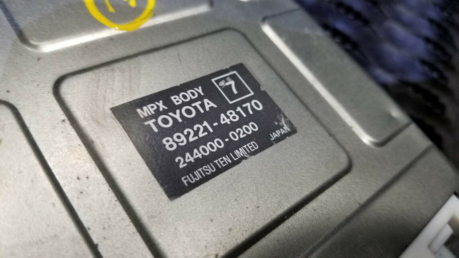 Original Toyota Highlander Multiplex Network Control Module OEM N17 - Compatible with 2001 2002 2003 Models | Perfect for Electrical System Repairs & Diagnostics