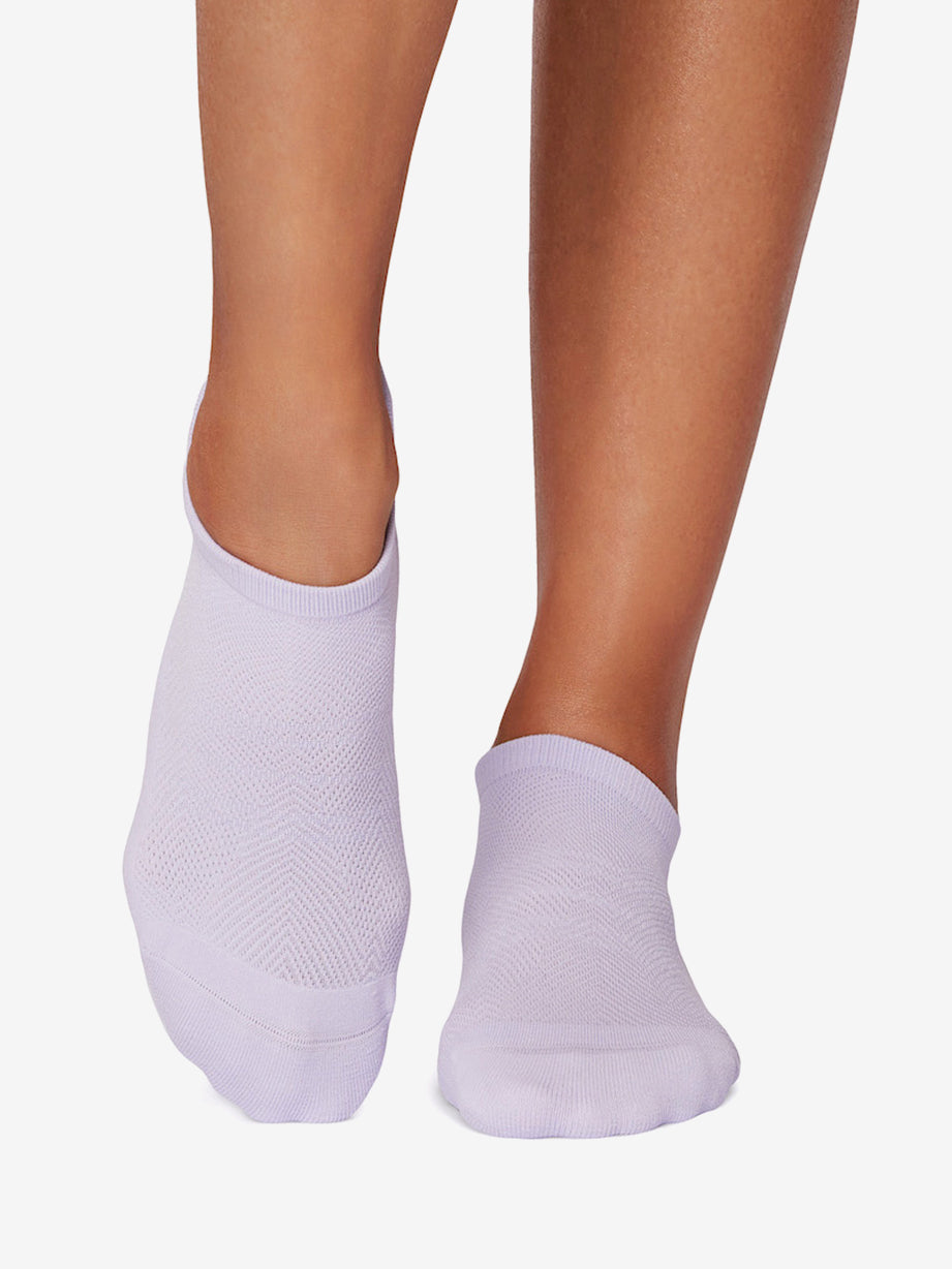 Tavi Noir Tec Savvy Grip Socks - Non-Slip Yoga Socks for Women, Soft Lavender - Perfect for Yoga, Pilates, Barre & Home Workouts