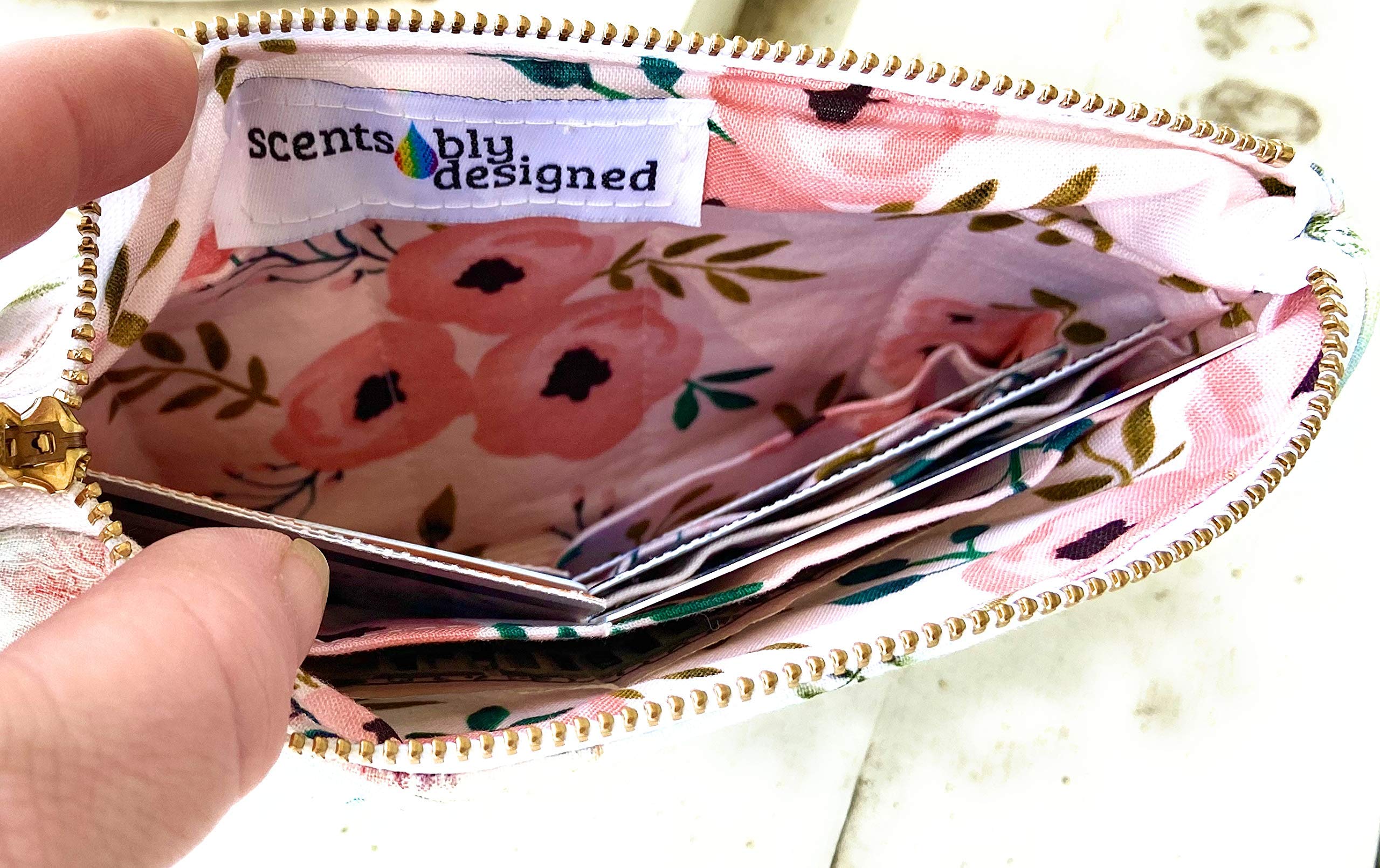 **Boho Essential Oil Bag Storage Case with Credit Card Slots & Cash Pockets - Wristlet Clutch for Roller Bottles - Perfect for Travel, Yoga & Aromatherapy**