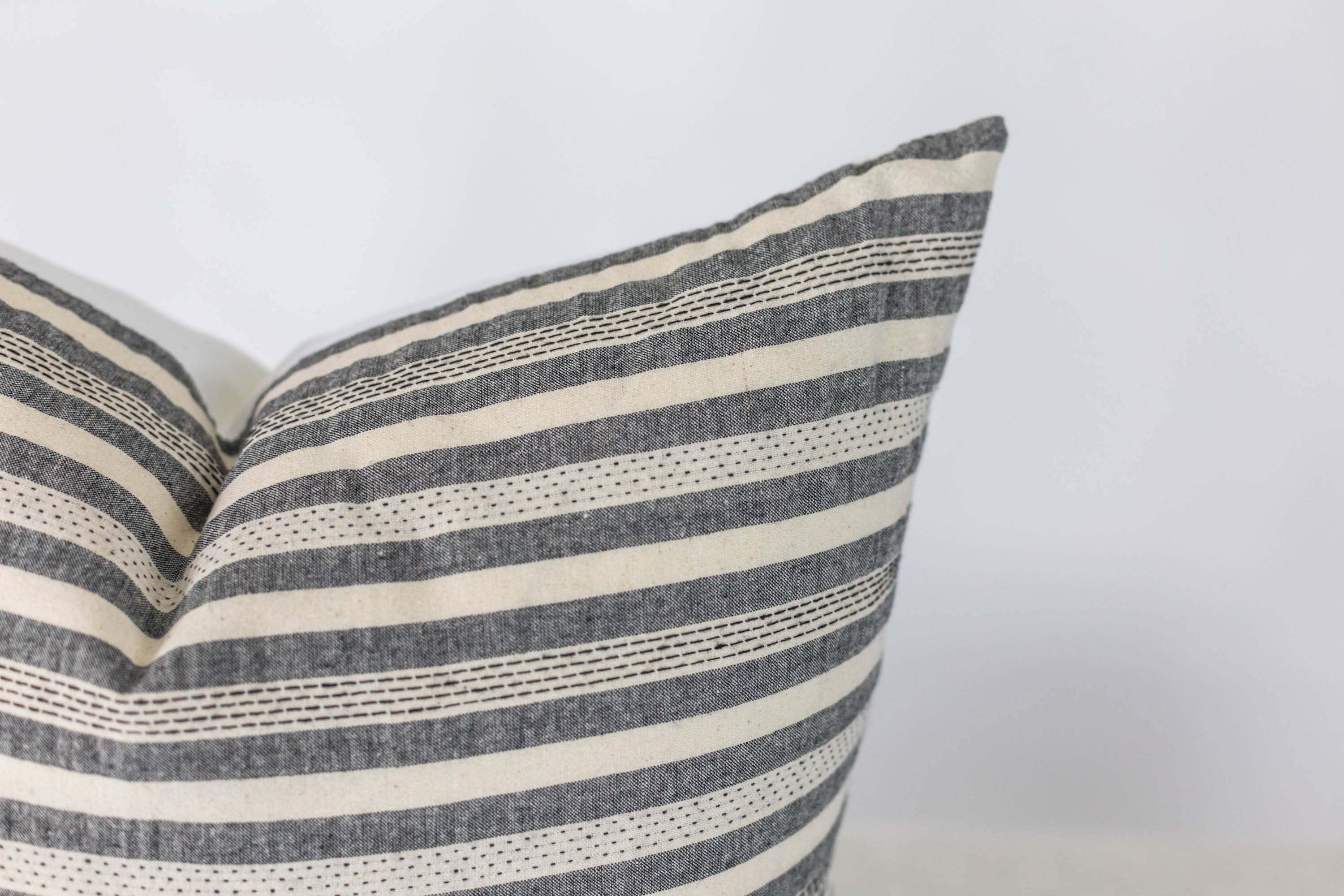 Boho Stripe Pillow Cover - 18x18 Inch Decorative Cushion Case for Sofa, Bed, Couch - Soft Cotton Linen Blend - Perfect for Bohemian, Farmhouse & Eclectic Home Decor