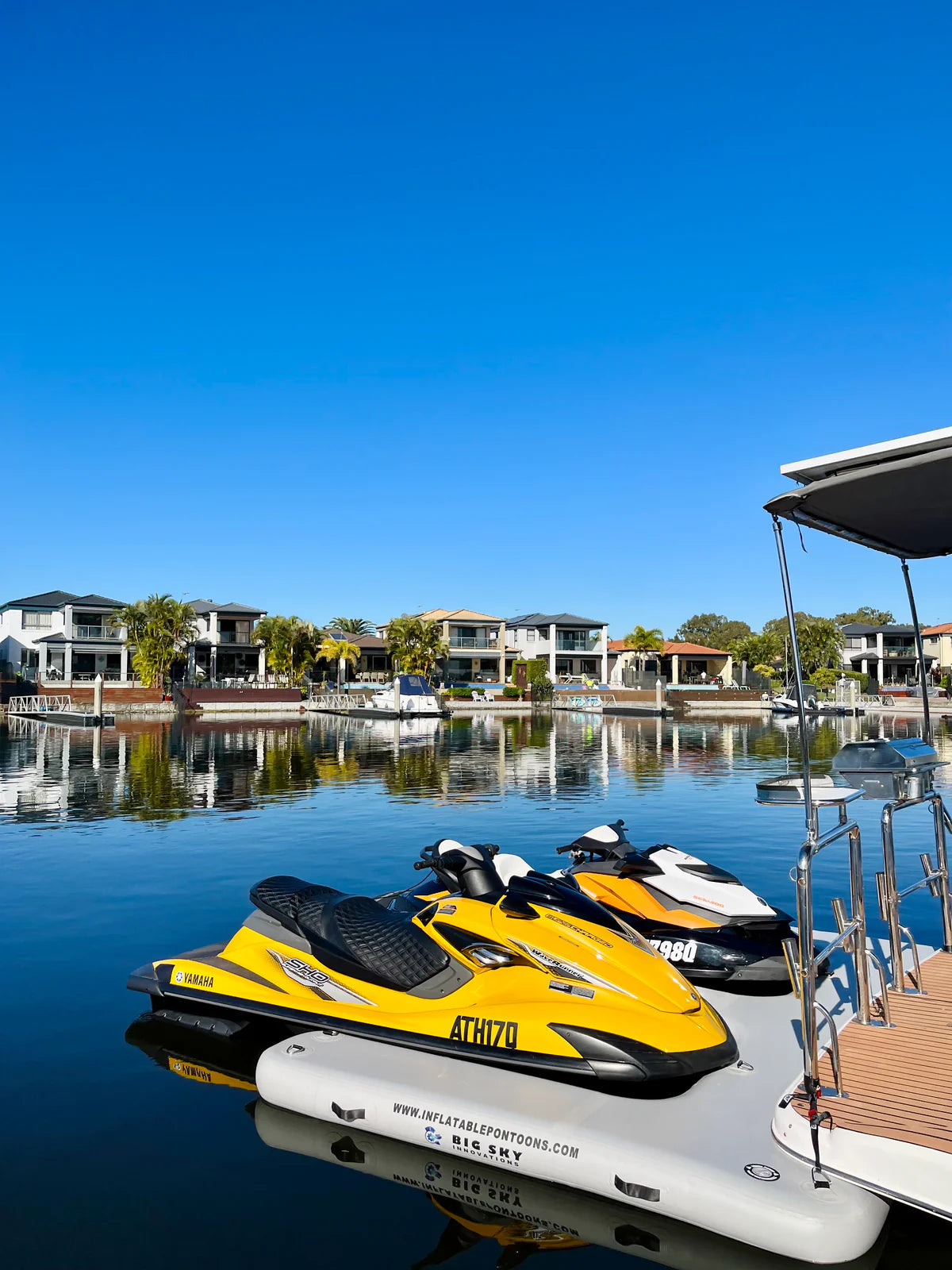 Inflatable Jet Ski Dock - Portable Floating Pontoons for Watercraft Storage & Recreation | Perfect for Lakes, Beaches & Marinas