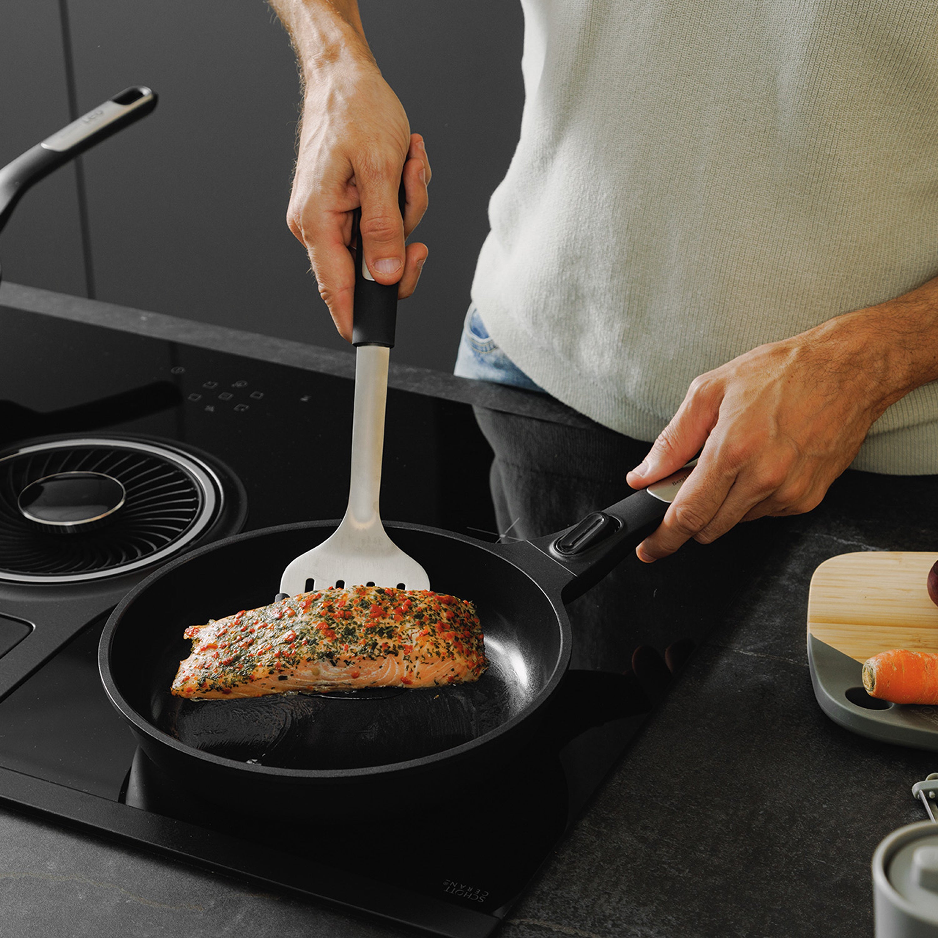 BergHOFF Leo Phantom 2-Piece Nonstick Ceramic Frying Pan Set with Recycled Aluminum - Perfect for Sauteing, Frying & Healthy Cooking