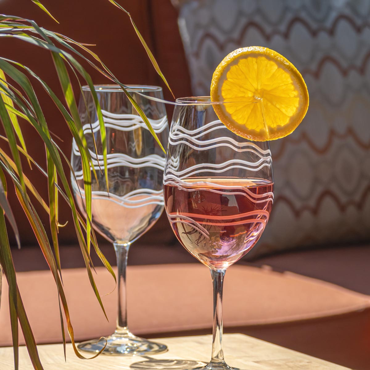 Premium 18oz All-Purpose Wine Glasses Set of 4 - Elegant & Durable for Red, White & Sparkling Wine - Perfect for Dinner Parties, Weddings & Home Entertaining