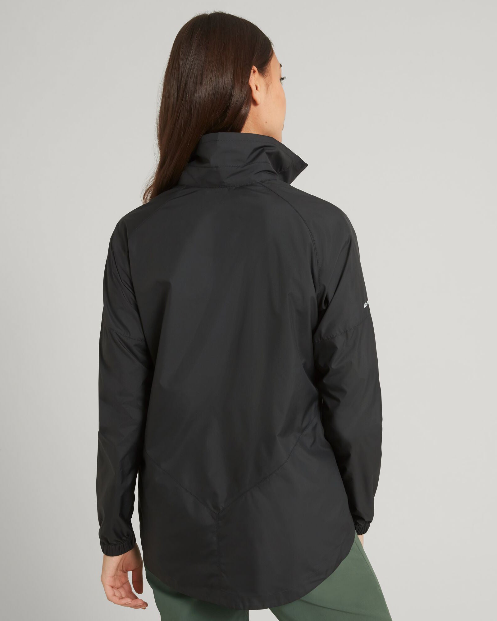 WND Chaser Women's Lightweight Windbreaker Jacket - Waterproof Running Hoodie with Zipper Pockets - Black Outdoor Raincoat for Hiking, Jogging & Travel