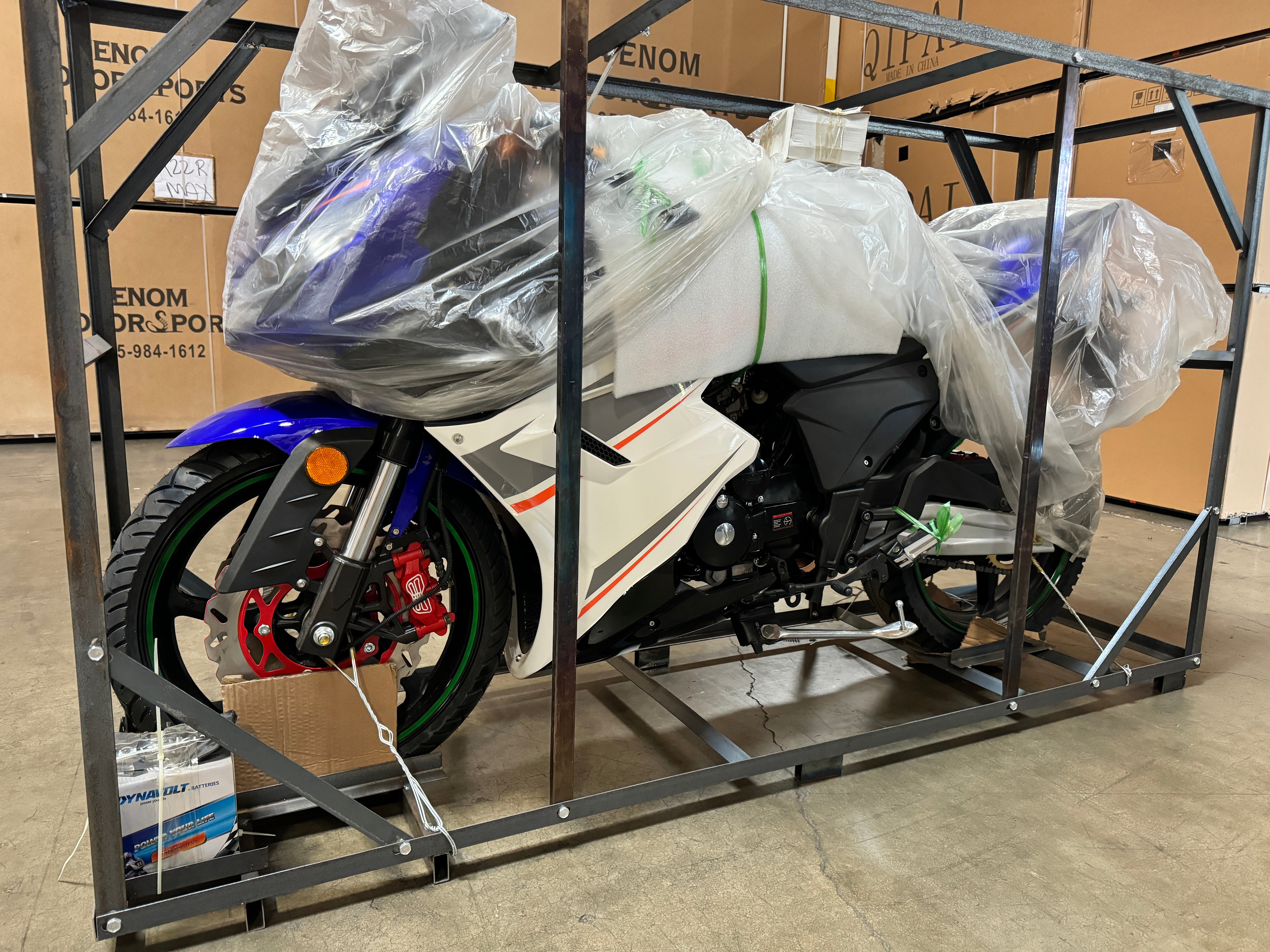 Venom X22R 250cc 5-Speed Motorcycle - Open Box Sale | Perfect for Commuting & Off-Road Adventures