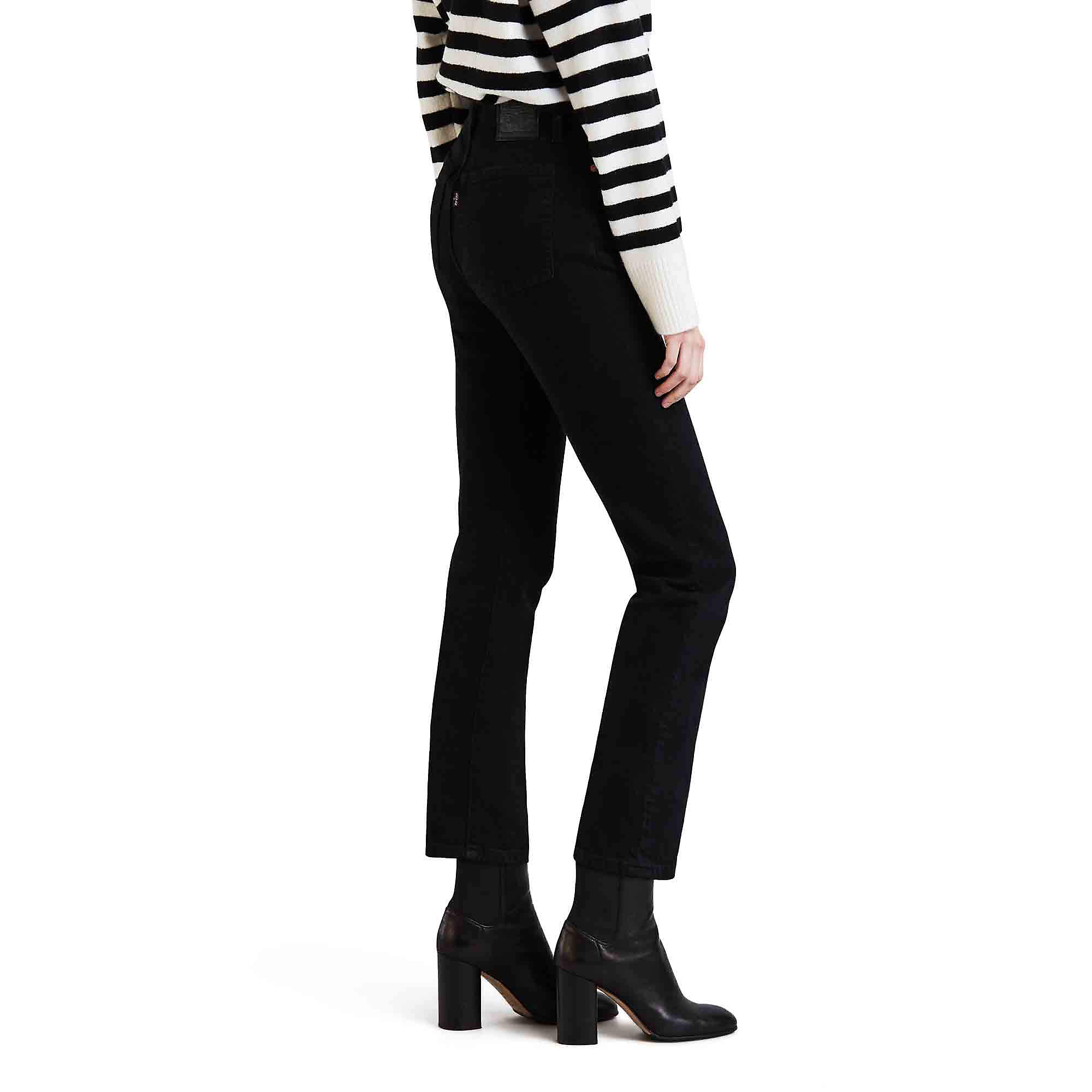 Levi's Women's Wedgie Icon Fit Jeans - High Waist Slim Straight Denim Pants for Everyday Casual Wear & Night Out
