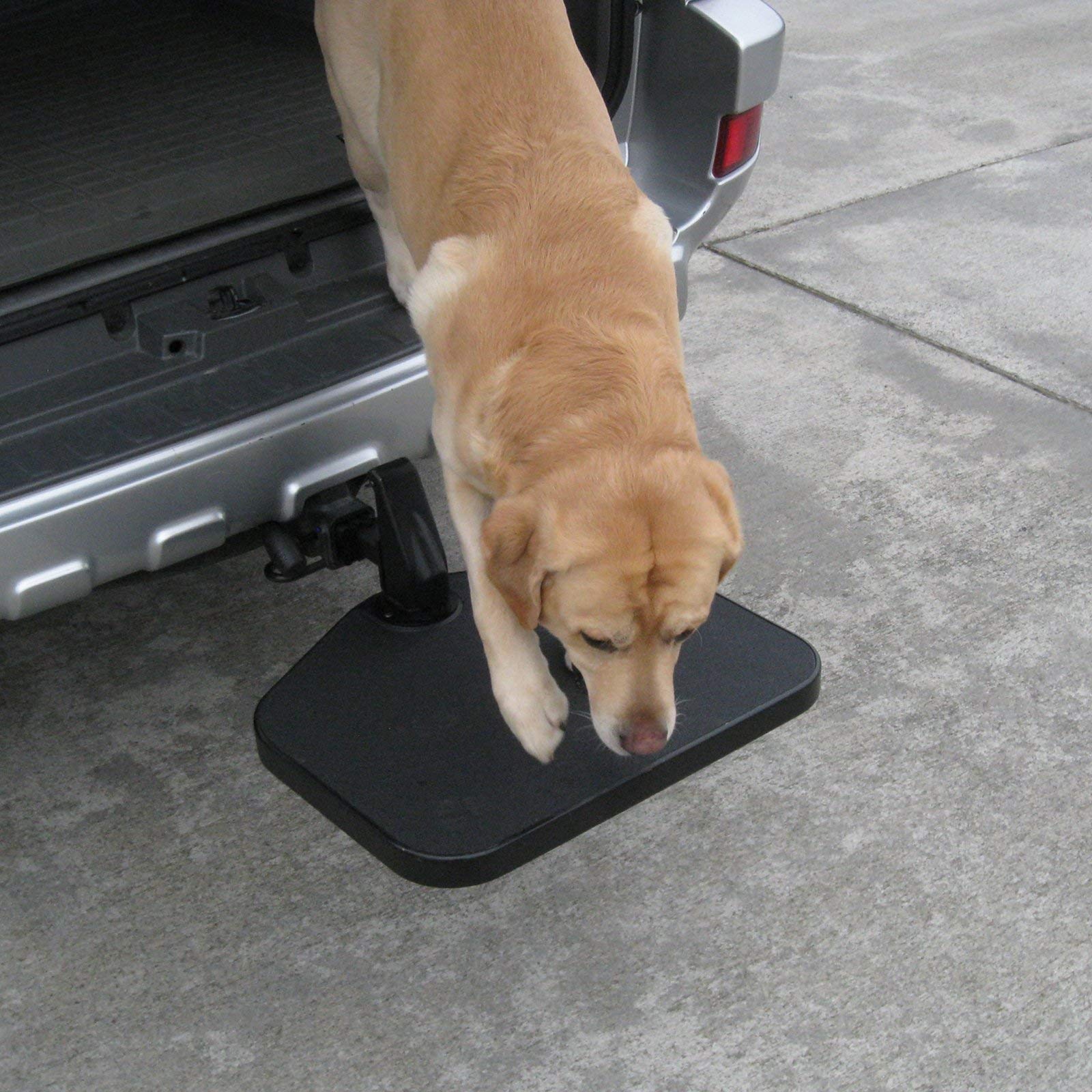 Heininger 3052 Portable PET Twistep Dog Hitch Step for SUVs & Trucks - Easy Access Car Ramp for Small & Medium Dogs - Travel, Camping & Outdoor Adventures