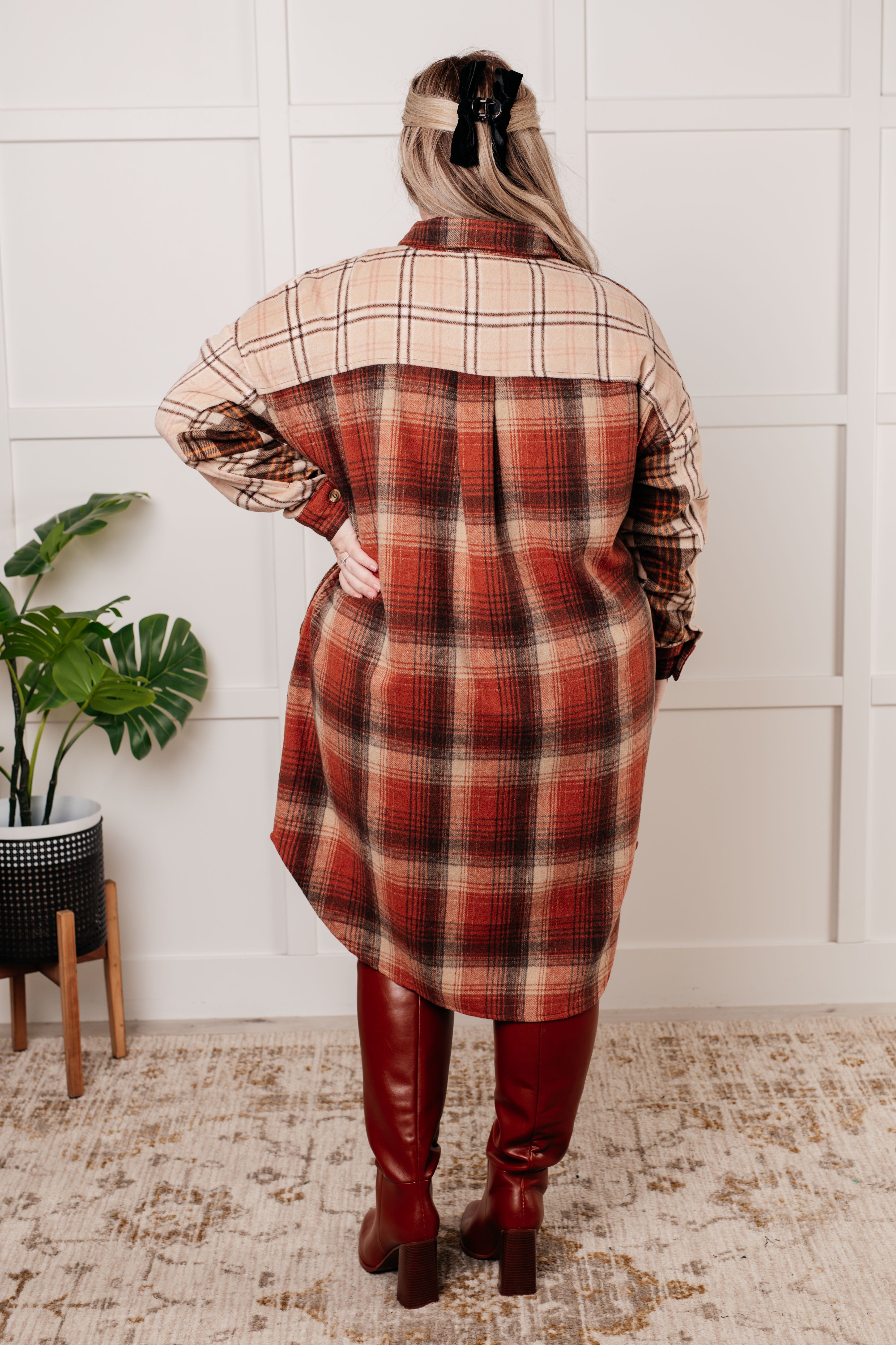Cozy Cabin Fever Flannel Plaid Oversized Shacket for Women - Warm Winter Layering Jacket for Outdoor Adventures & Casual Streetwear